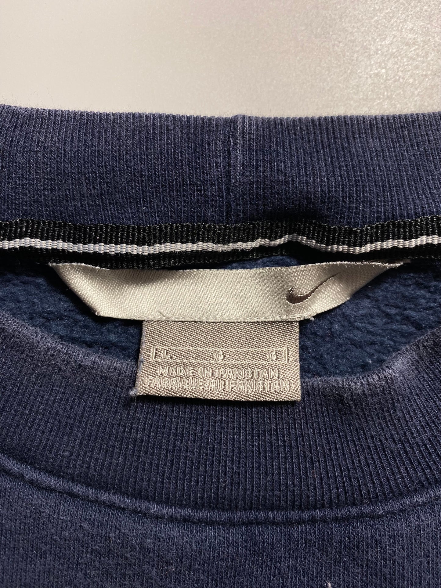 00’ NIKE Size L Vintage Sweat-shirt / K6247