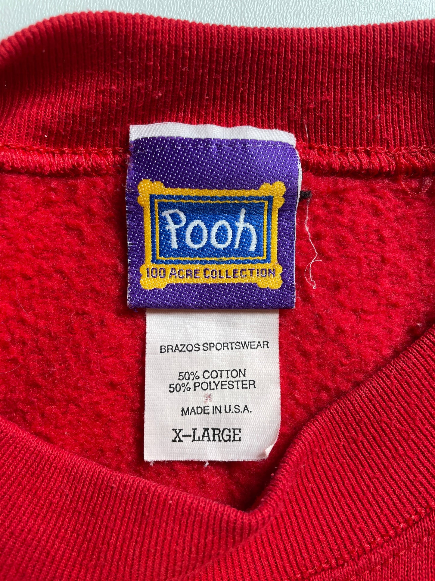 00’ DISNEY WINNIE THE POOH Made in USA Size XL Vintage Sweat-shirt / E2874S