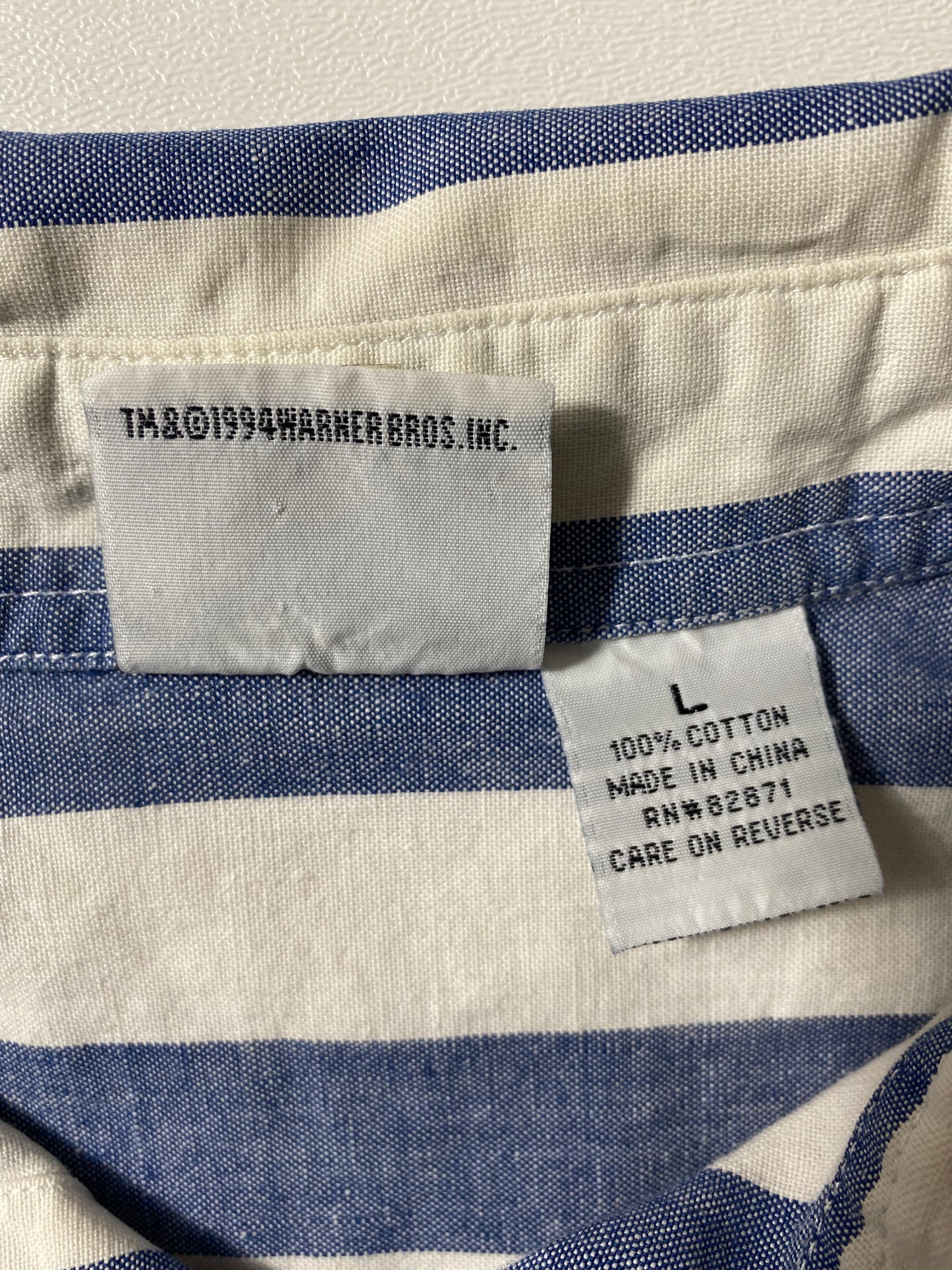 1994 LOONEY TUNES Size L Vintage Button Down Shirt / K9934