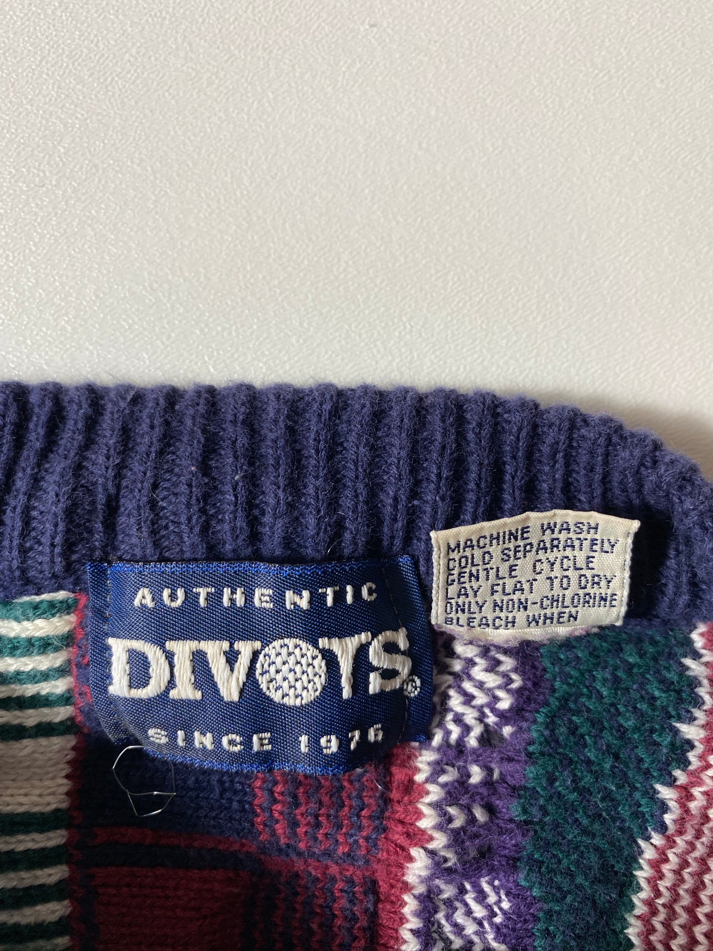 Vintage 3D COOGI- Style Size L Knit Sweater / K4212