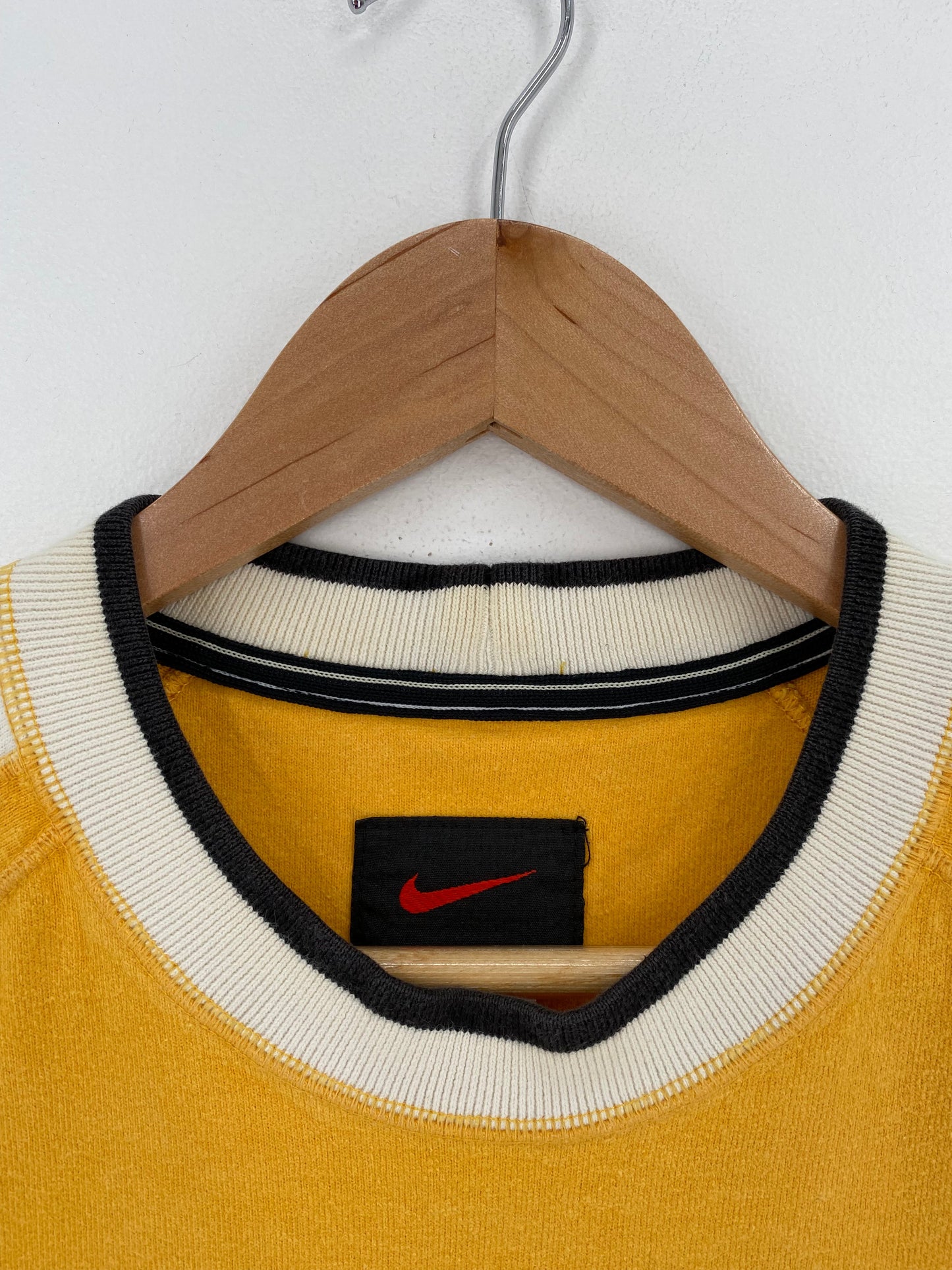 .90’s NIKE CENTER SWOOSH Size S T-shirt / E4778T