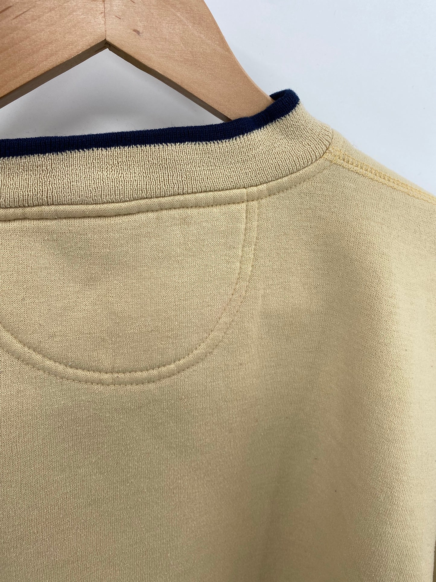 00' WINNIE THE POOH Size M Vintage Sweat-shirt / K7087