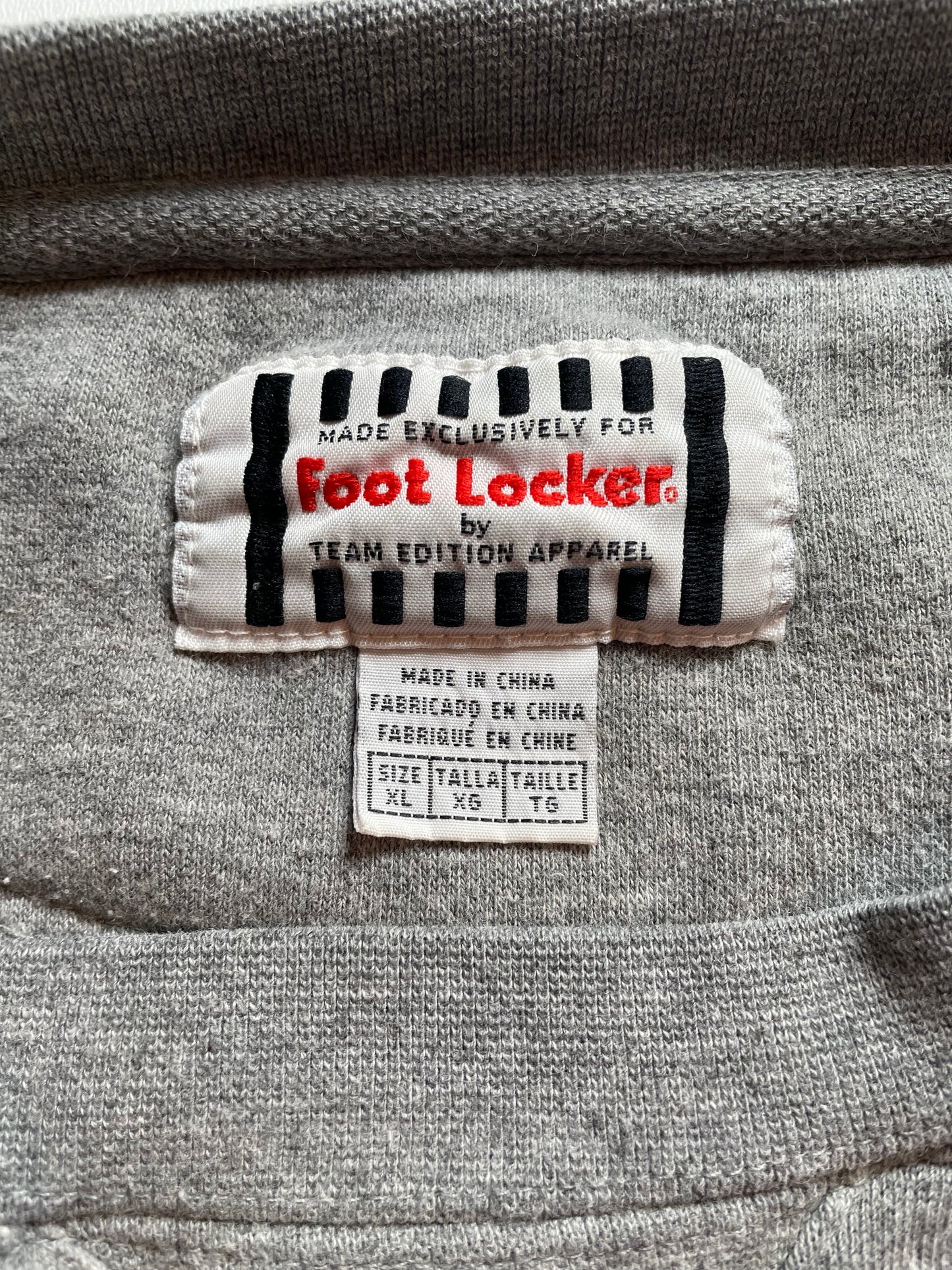 00' OHIO STATE x Foot Locker Size XL Vintage College Sweat-Shirt / A1825