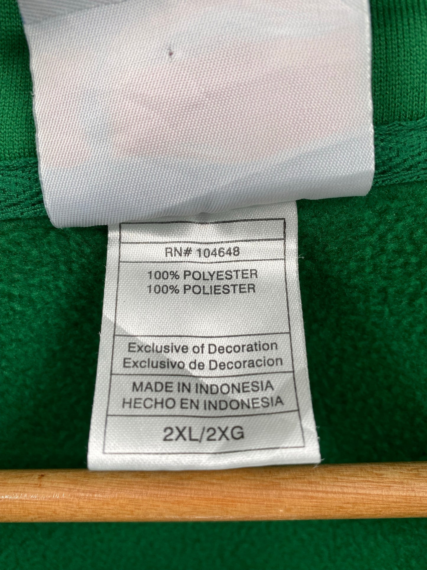 Vintage BOSTON CELTICS Size XXL NBA Half-zip Jersey Material Sweat-Shirt / K4273