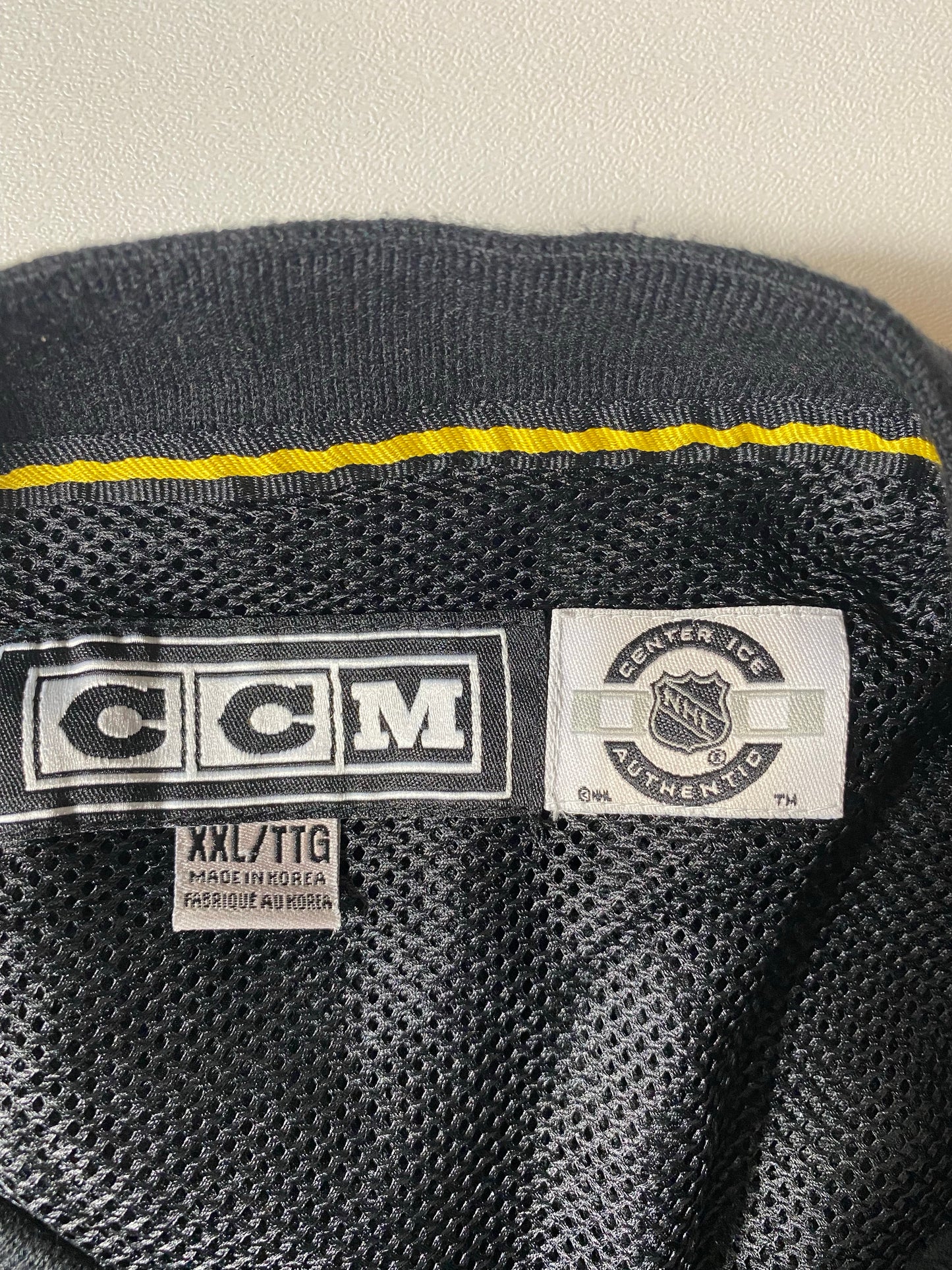 Vintage CCM BRUINS Size XXL NHL Nylon Jacket / K4720