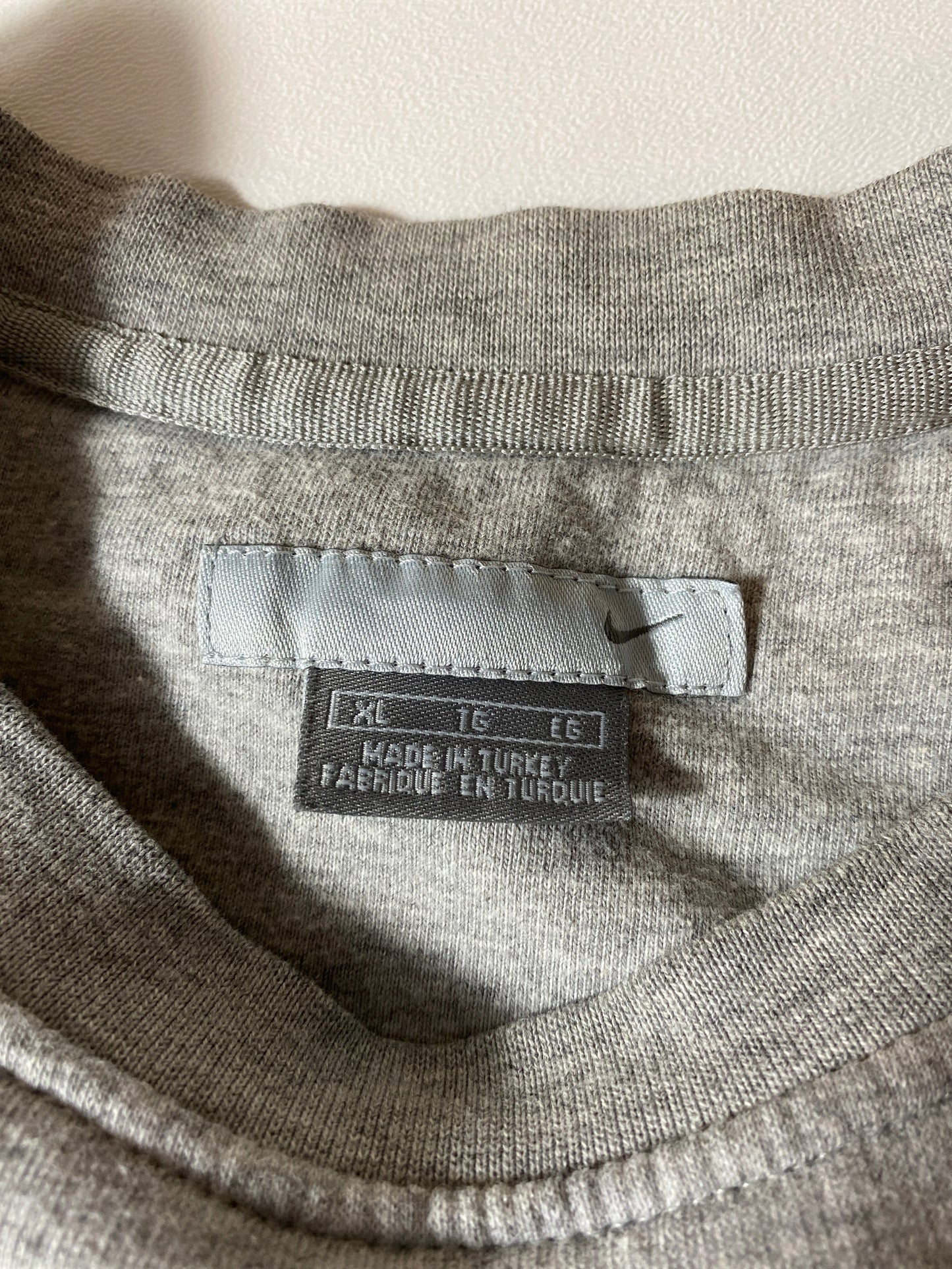 00’ NIKE Size XL Vintage Sweat-shirt / E800