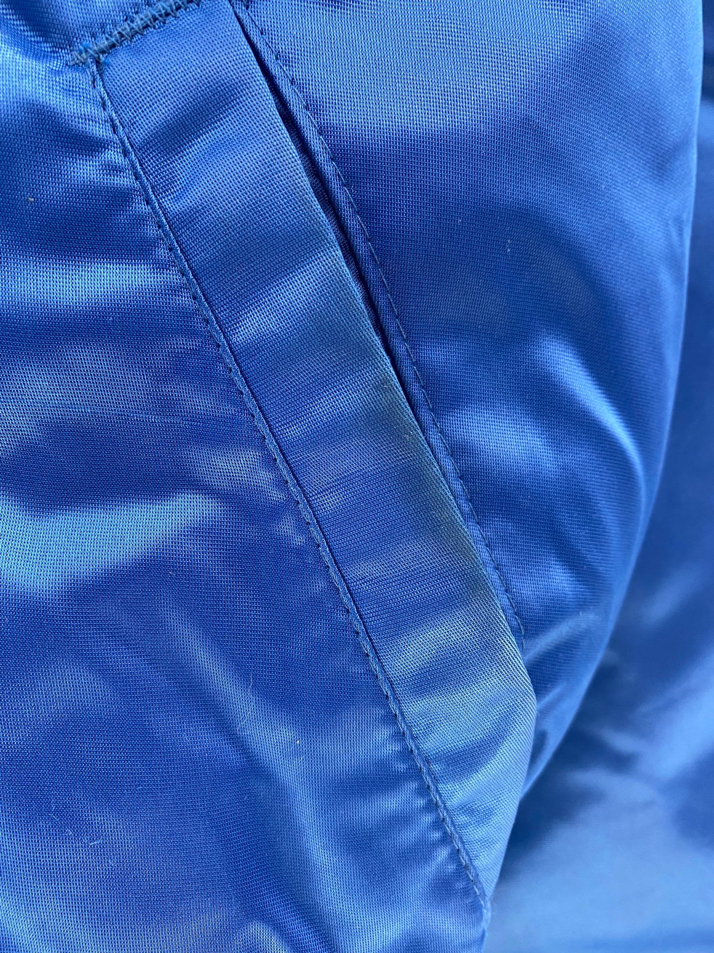 90’s LOS ANGELES DODGERS Size M Vintage MLB Nylon Jacket / K4982
