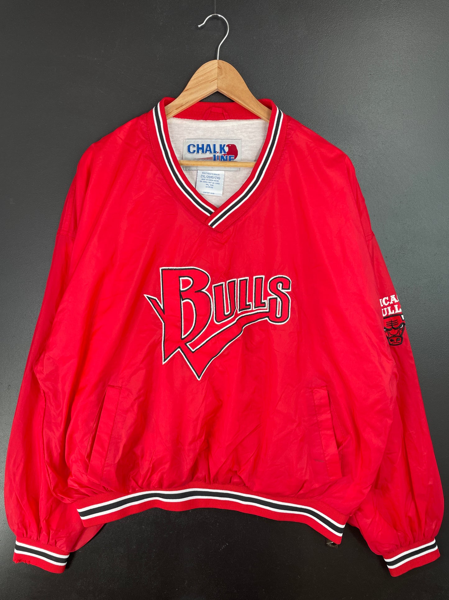 90’s CHICAGO BULLS Size XXL NBA Nylon Jacket / A9553