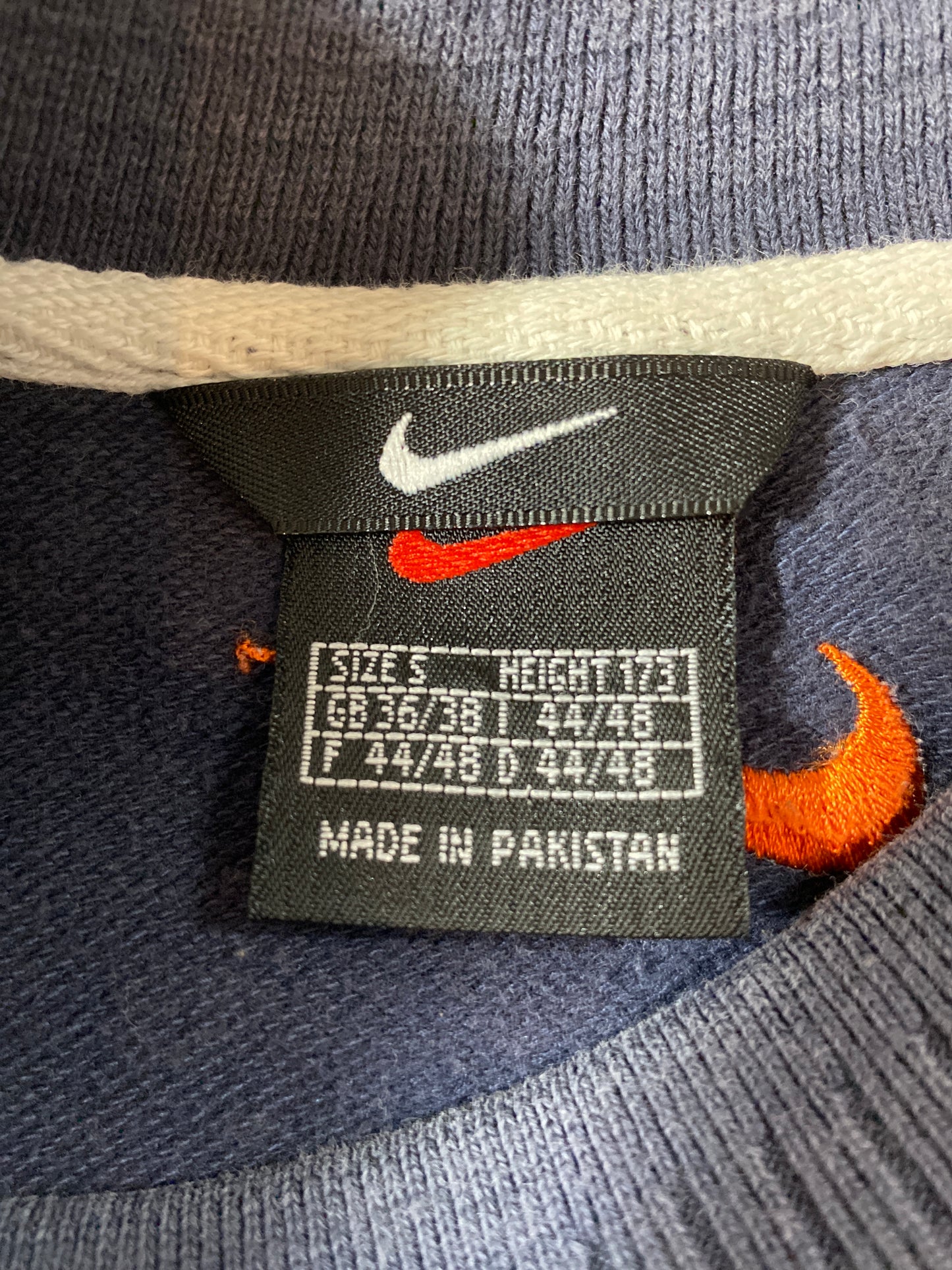 00’ NIKE Size S Vintage Sweatshirt / k175