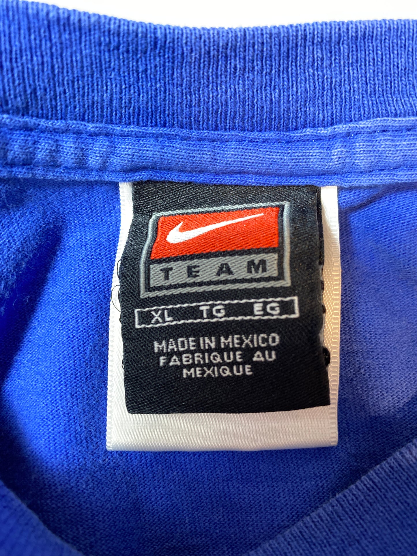 00’ NIKE CENTER SWOOSH  Size XL Vintage  Long sleeve T-shirt /9415