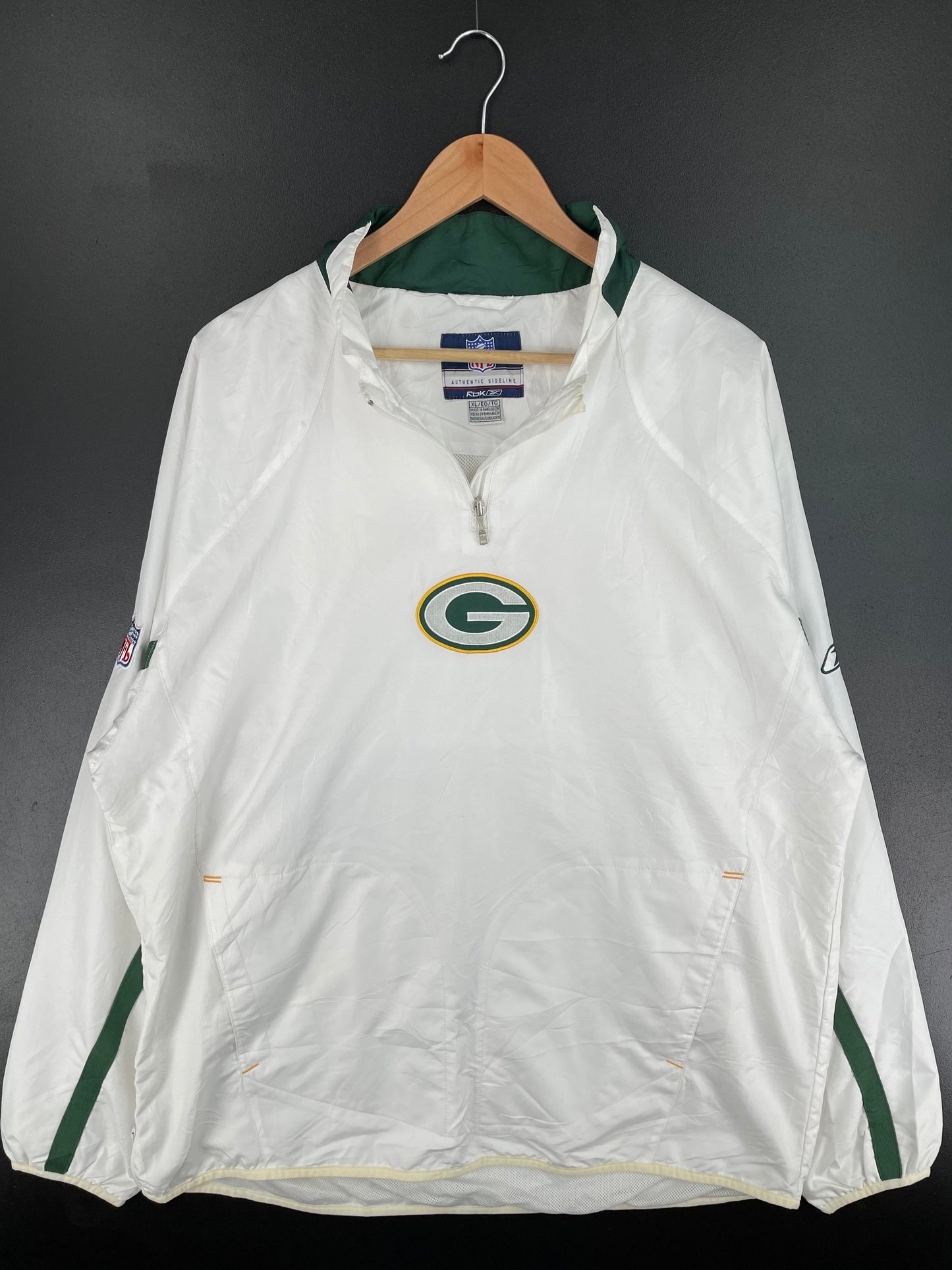 Vintage GREEN BAY PACKERS Size XL Vintage NFL Nylon Jacket / E3547N