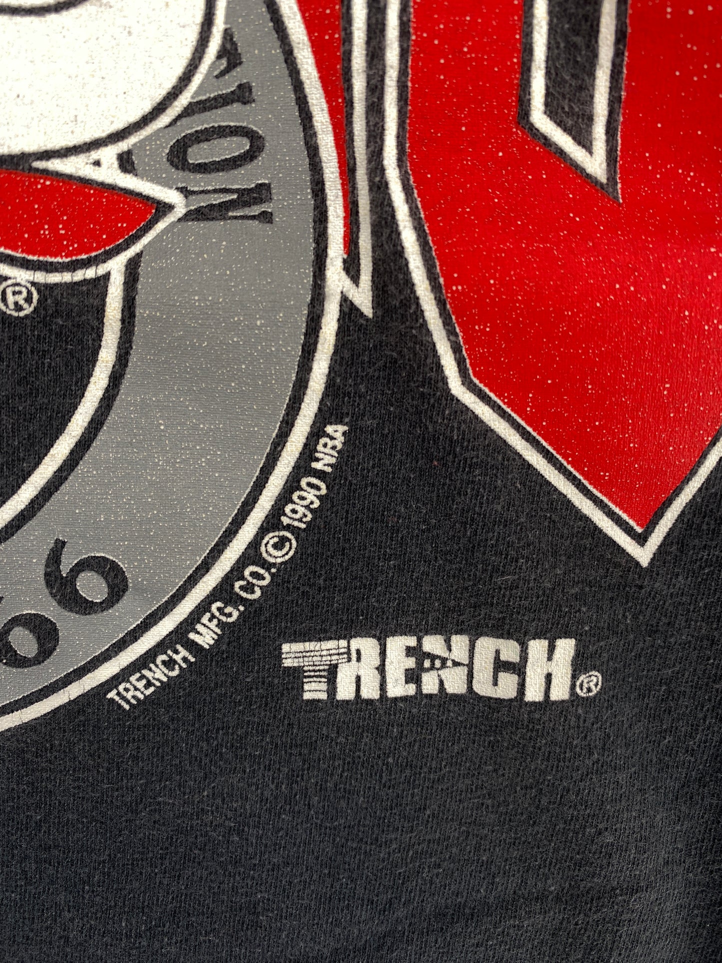 1990 CHICAGO BULLS Made in USA Size M Vintage NBA T-Shirt / A5448