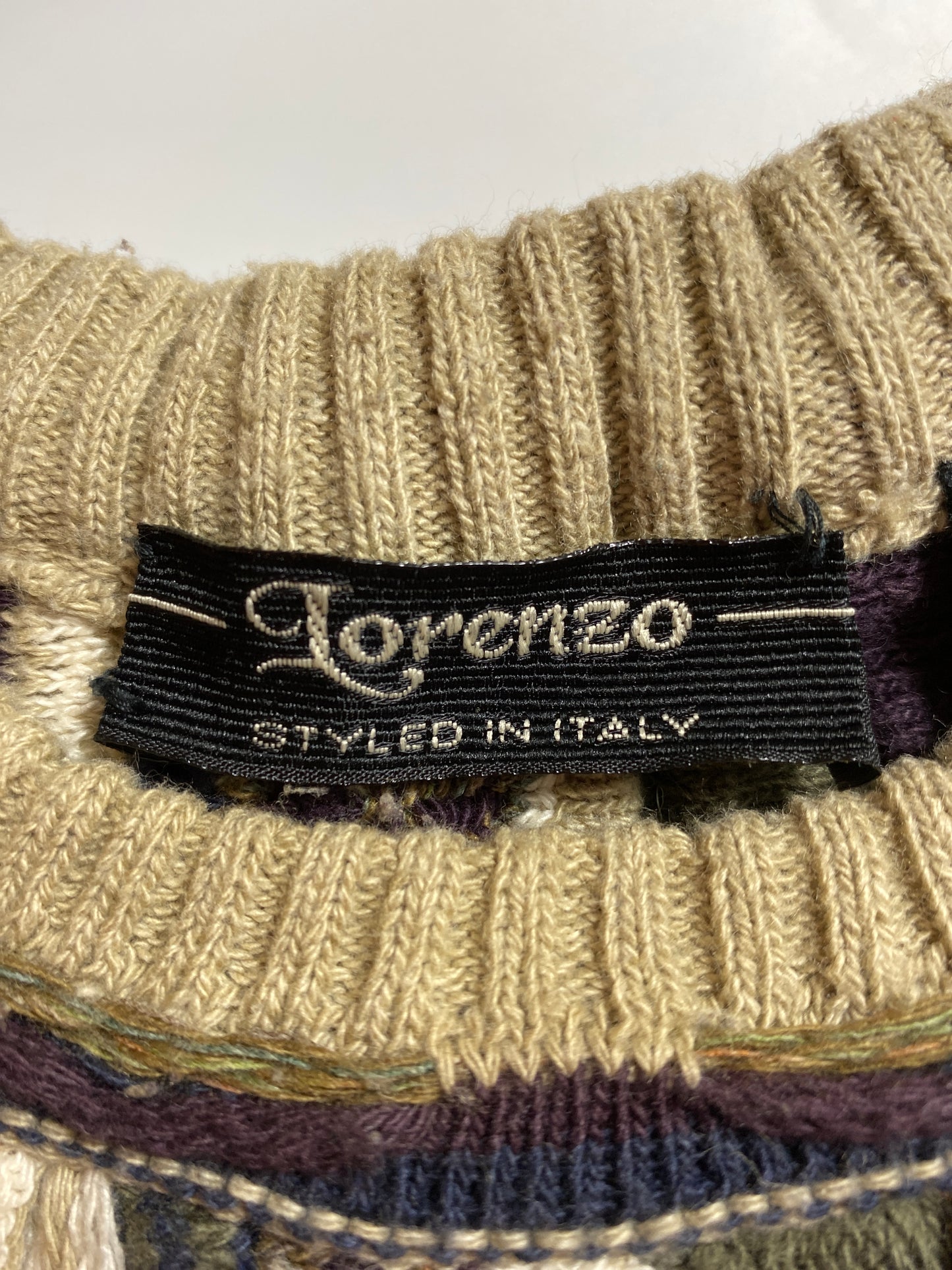 Vintage 3D Coogi-Style Size M Knit Sweater / 9772