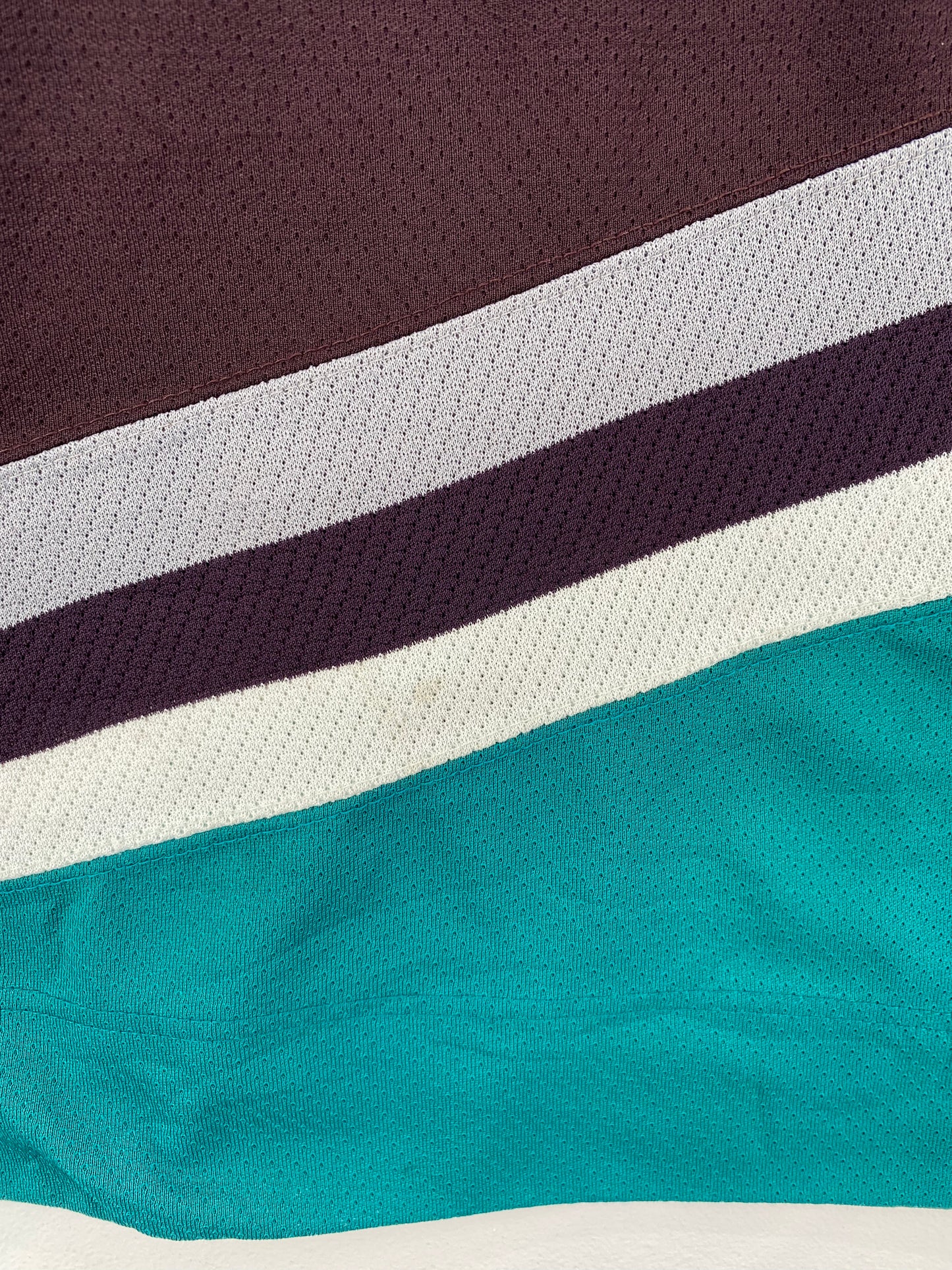 90’s STARTER x ANAHEIM MIGHTY DUCKS Size M NHL Hockey Game Shirt / A661