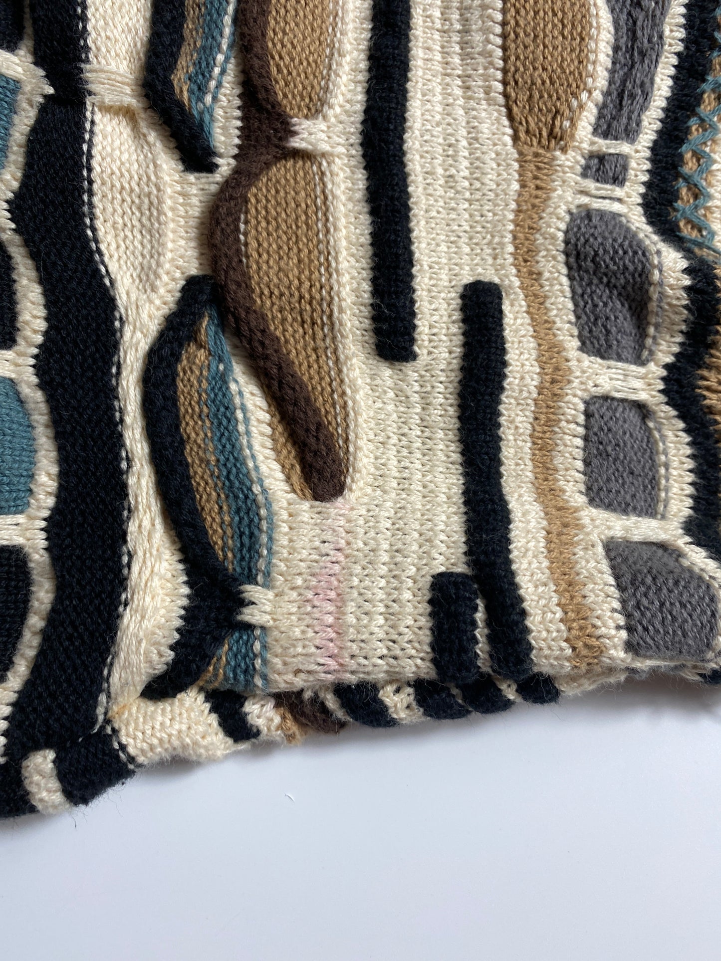 Vintage 3D COOGI Style Size XXL Knit Sweater / A6720