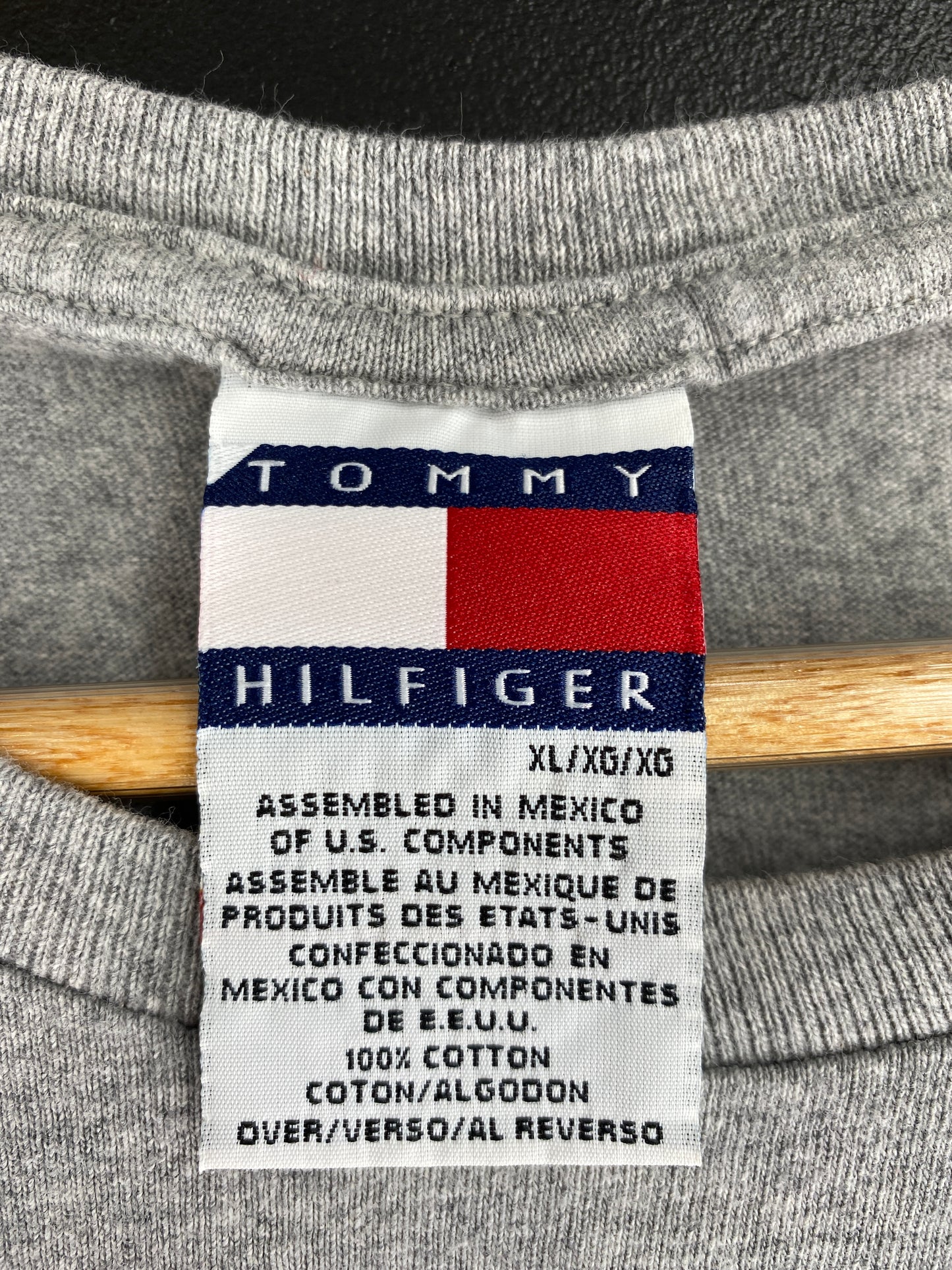 .90’s TOMMY HILFIGER Size XL Vintage T-Shirt / A4996