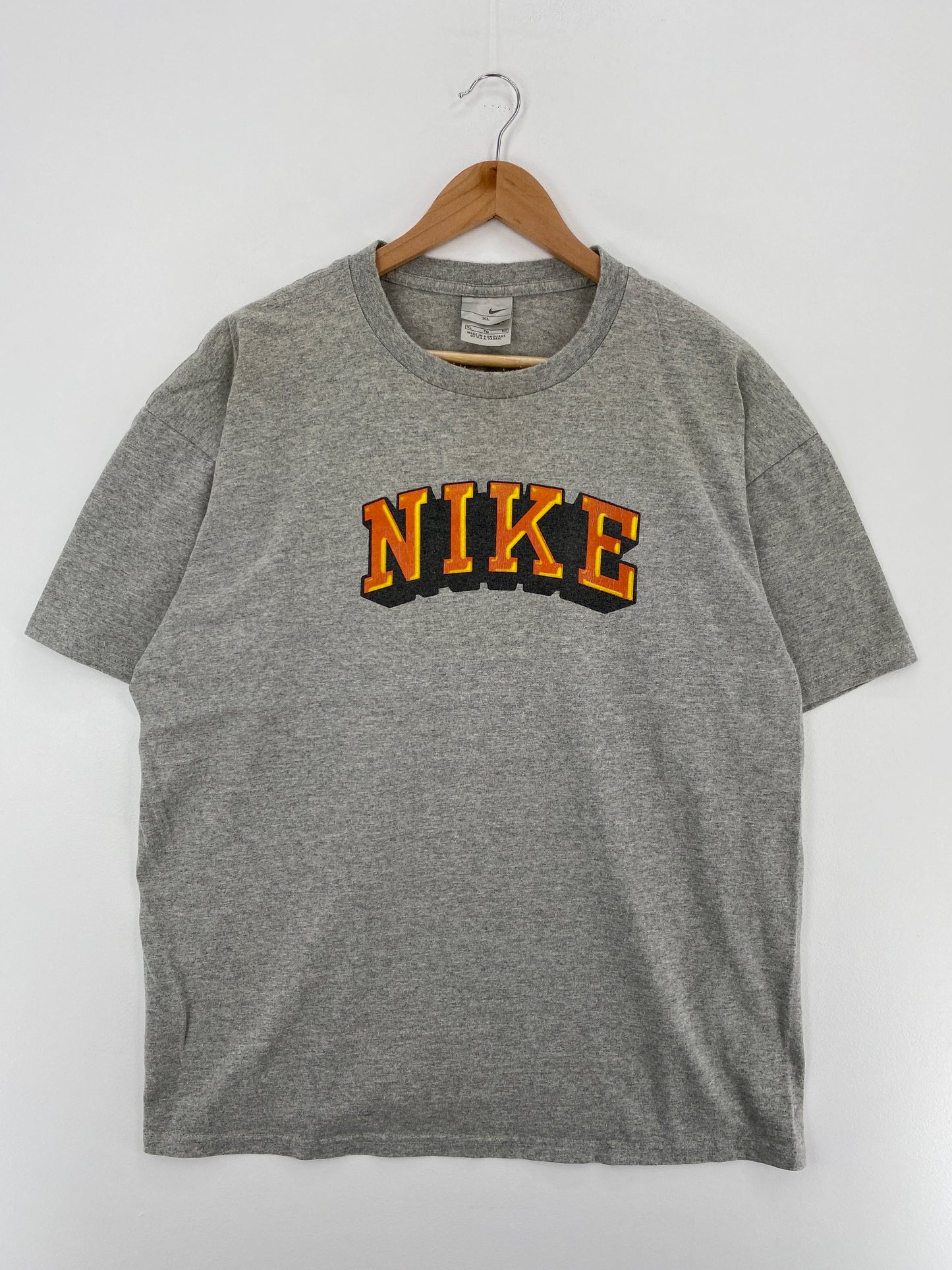 00’ NIKE Size XL Vintage T-shirt / A3891