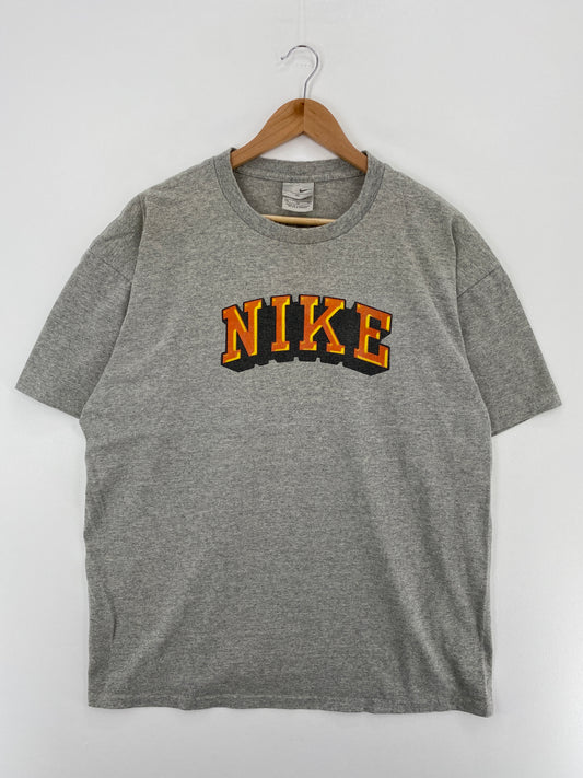 00’ NIKE Size XL Vintage T-shirt / A3891