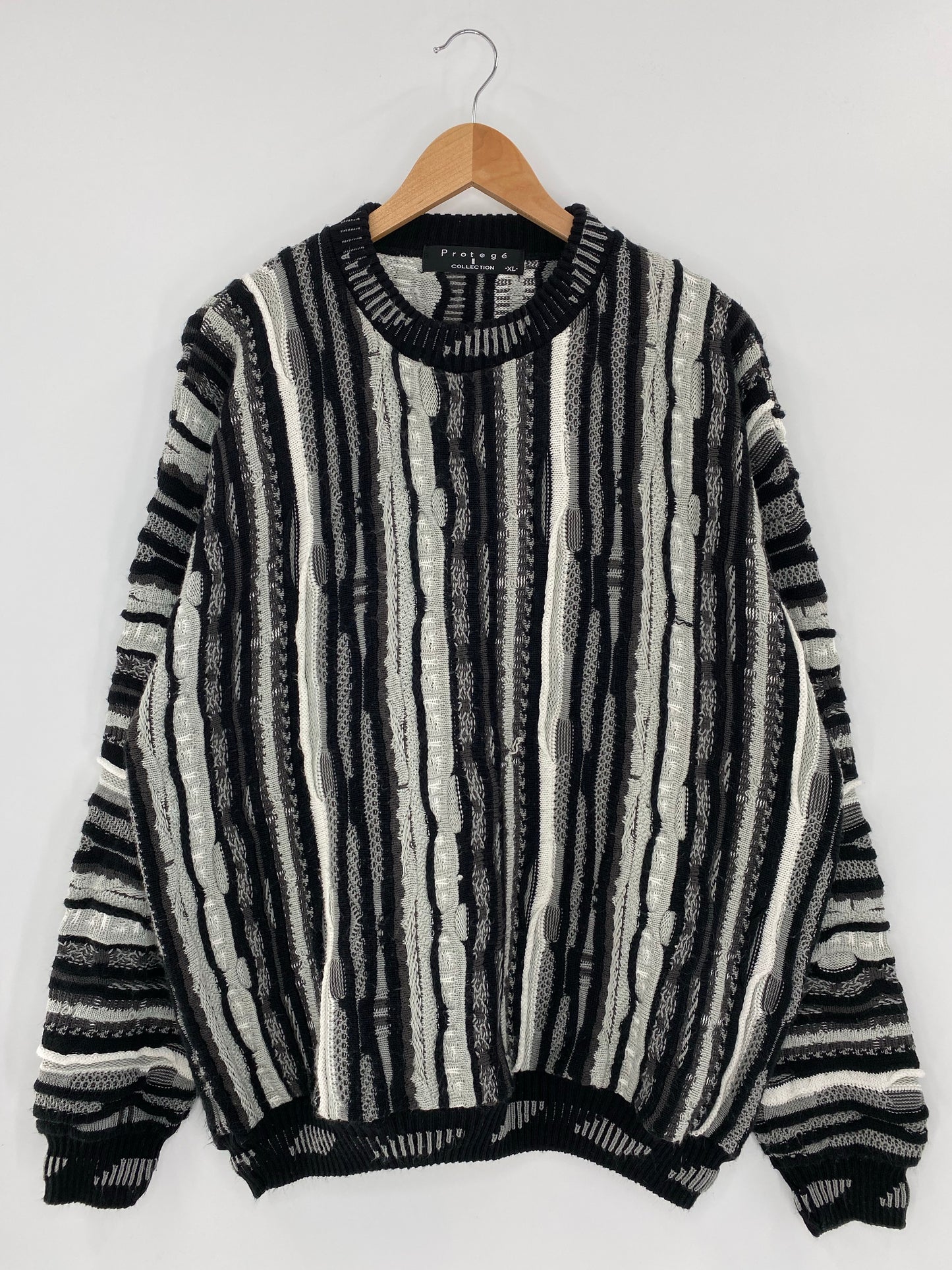 Vintage 3D COOGI- Style Made in USA Size XL Knit Sweater / K5530