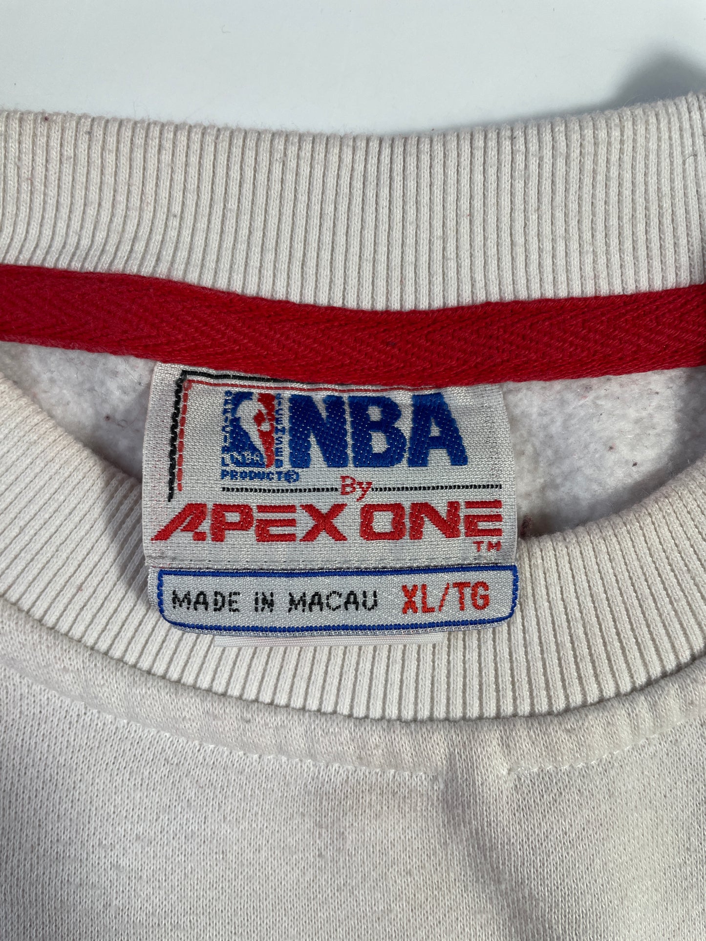 00’ CHICAGO BULLS Size XL NBA Sweat-shirt / A8523