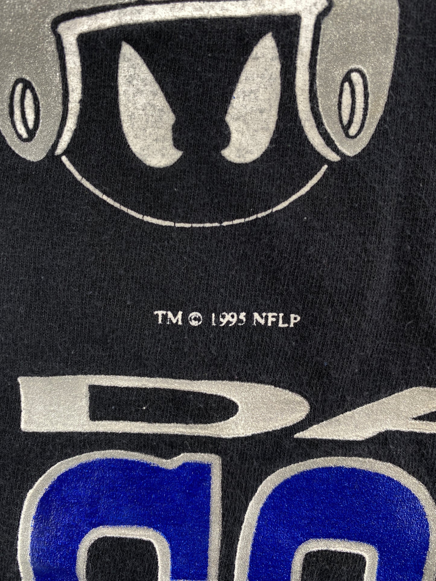 1995 LONNEY TYUNES x DALLAS COWBOYS Size XL Vintage NFL T-shirt / A4438