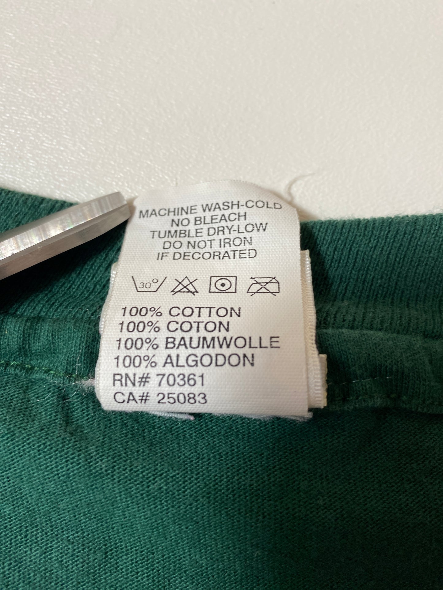 00’ DISNEY TIGGER MADE IN USA Size XXL Vintage T- Shirts / 9688