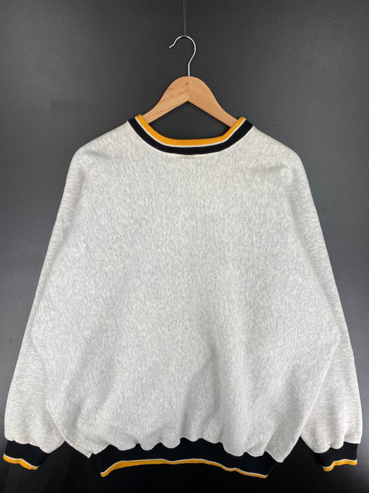 90’s HAWKEYES Made in USA Size XXL Vintage College Sweat-shirt / A454