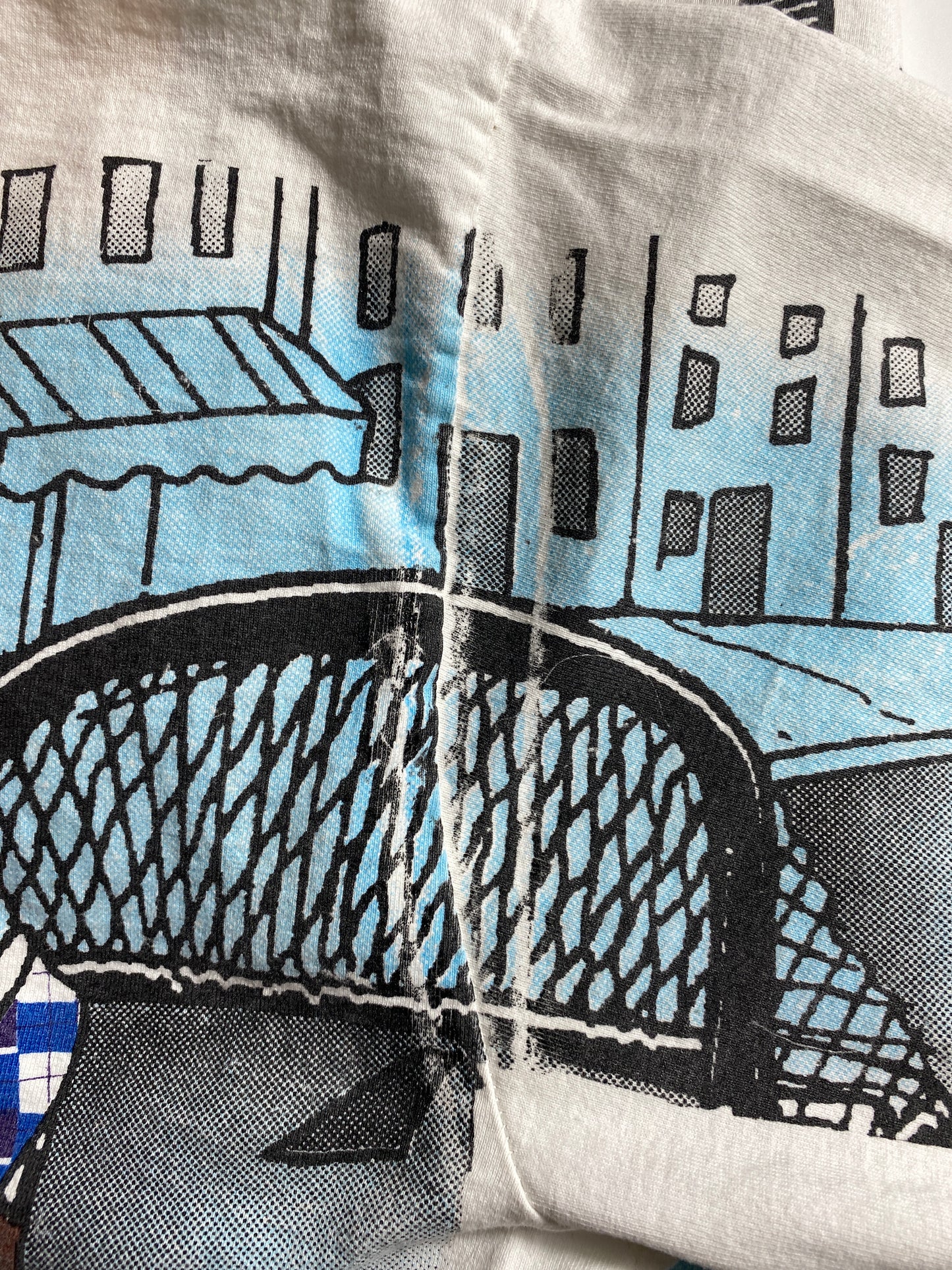 1995 LOONEY TUNES TAZ Made in USA Size XL Vintage Long Sleeve T-Shirts / K1598