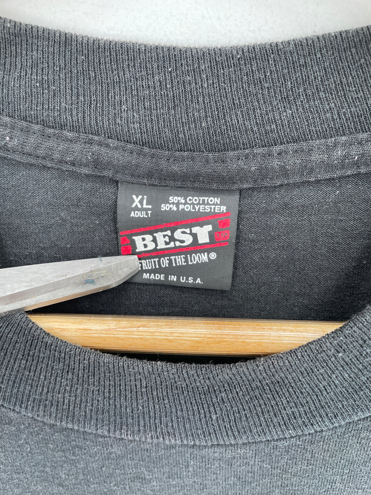 1993 LOONEY TUNES x PHILADELPHIA PHILLIES Made in USA Size XL Vintage MLB T-Shirt / A5169