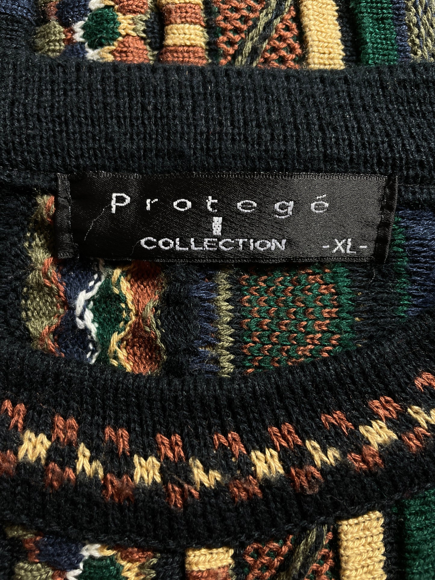 Vintage 3D COOGI-Style Knit Sweater / A2564