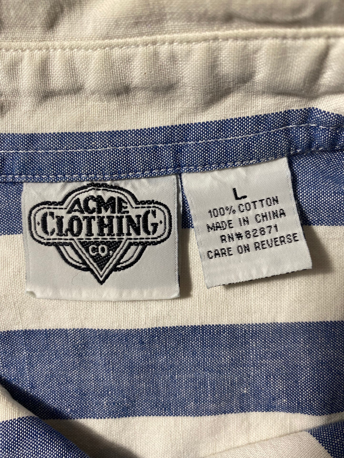 1994 LOONEY TUNES Size L Vintage Button Down Shirt / K9934