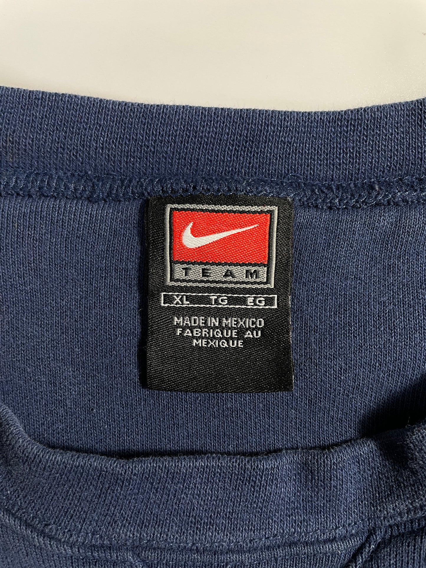 00' NIKE x CAROLINA Size XL Vintage College Sweat-shirt / A8784