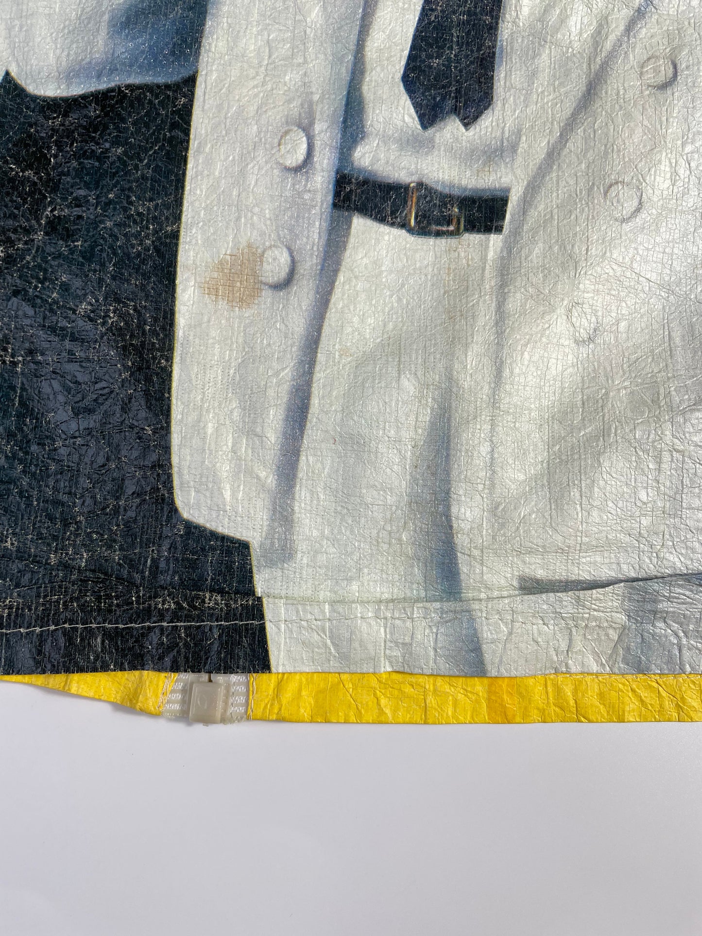 1992 CAMEL Size XL Vintage Paper Nylon Jacket / E1479N