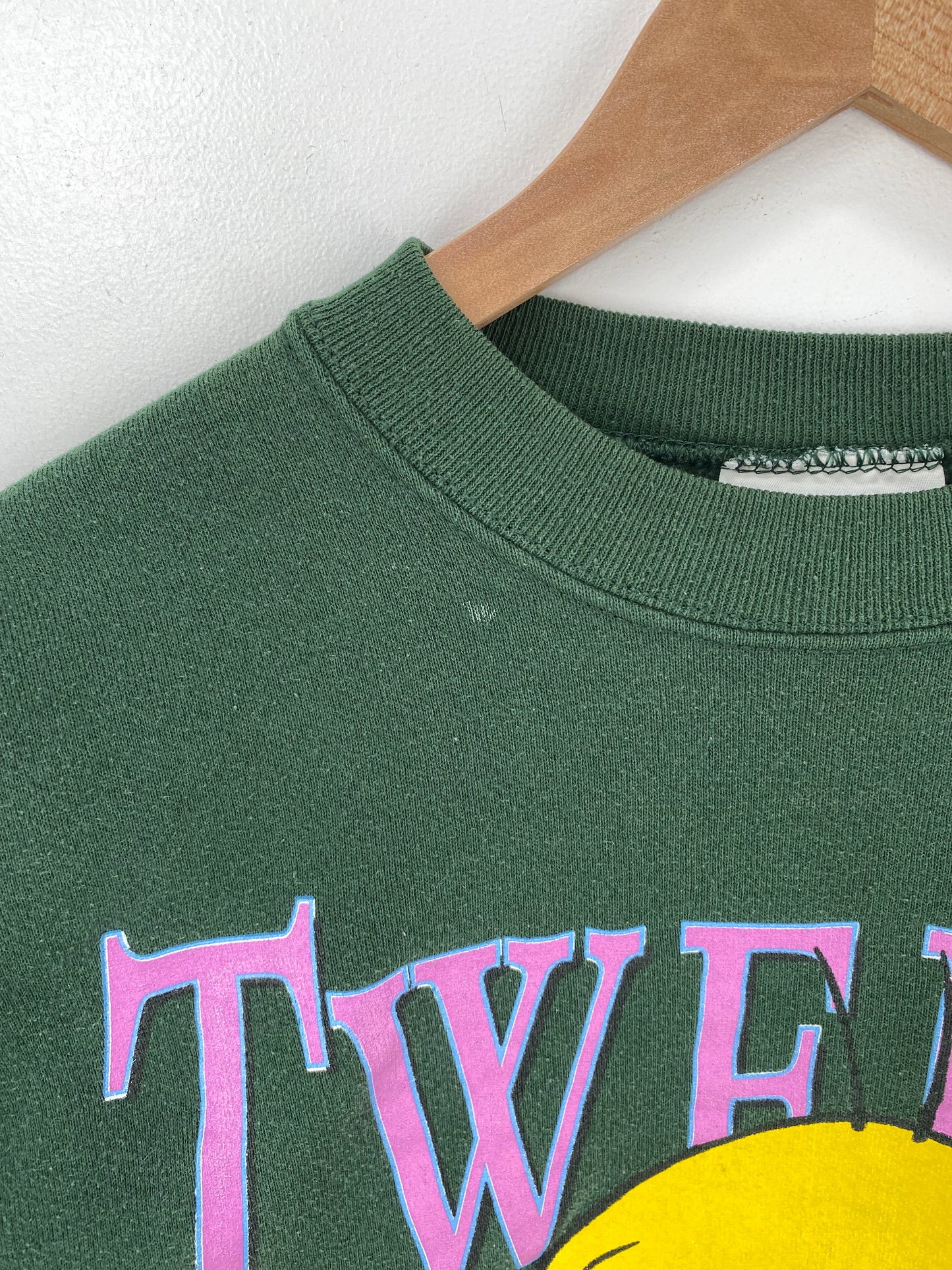 1992 LOONEY TUNES TWEETY Size XL Vintage Sweat-shirt / A902