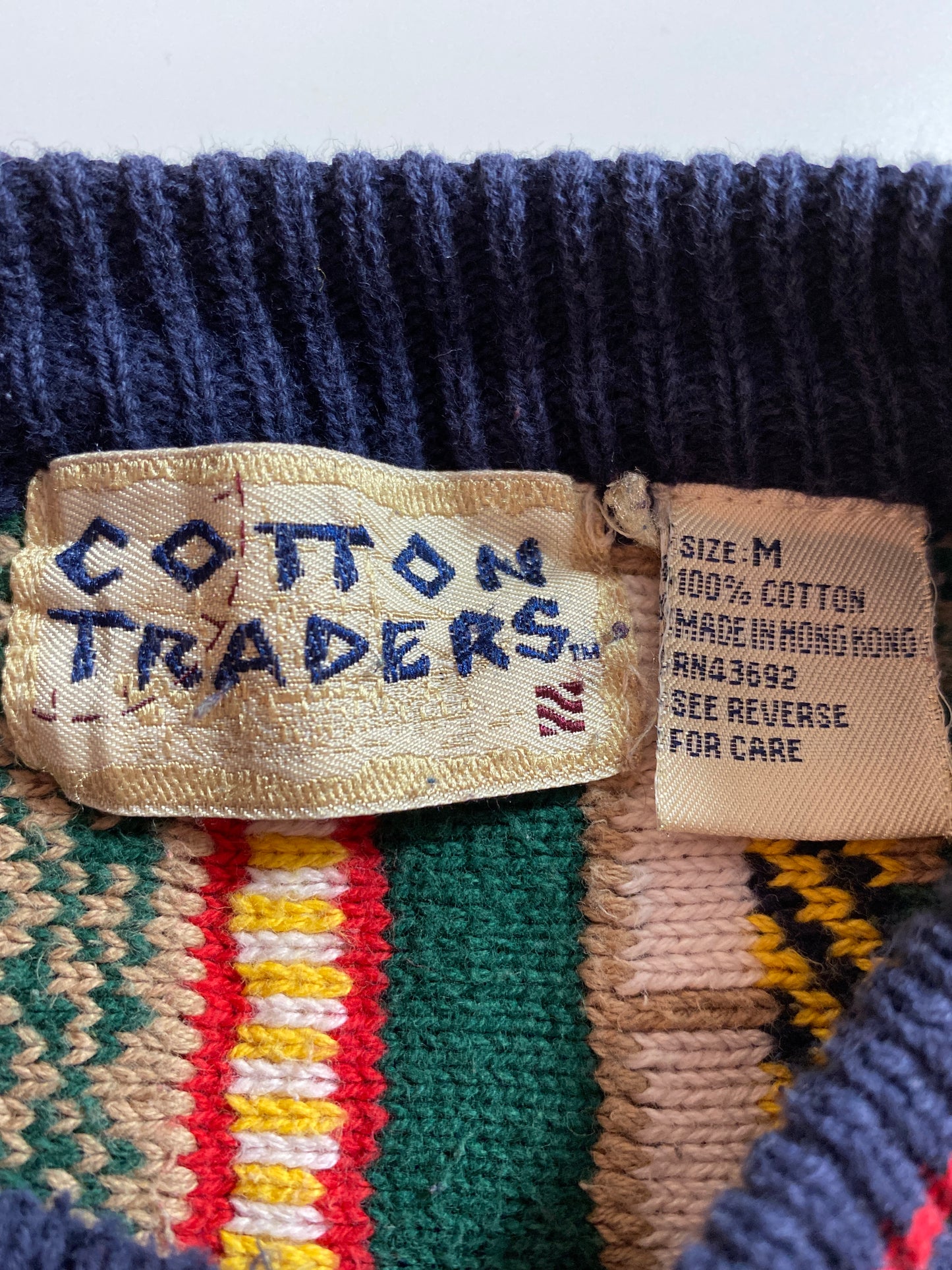 Vintage 3D Coogi-Style Size M Knit Sweater / 9818