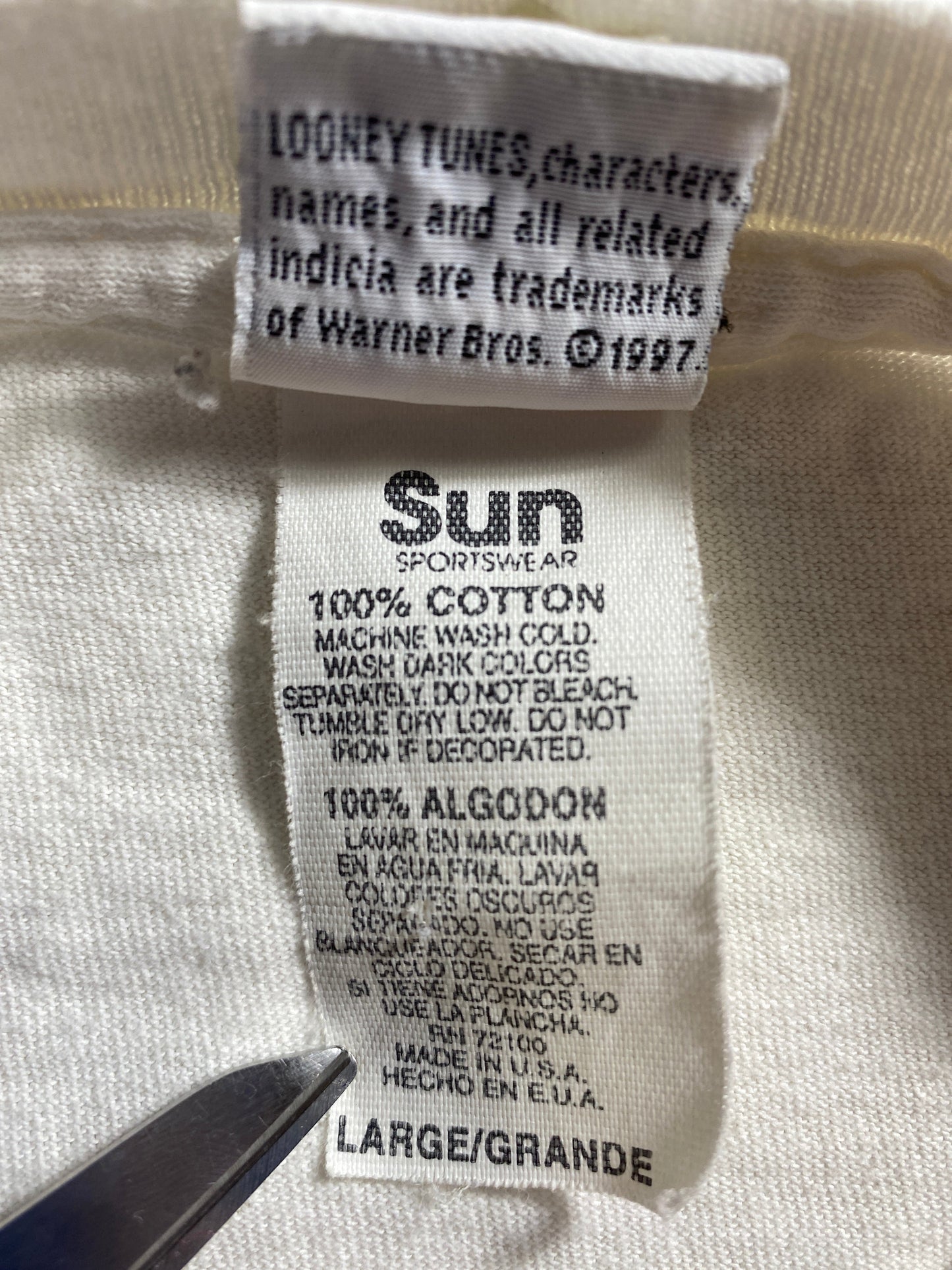 1997 LOONEY TUNES TAZ MADE IN USA Size L Vintage T-Shirts / E1980T