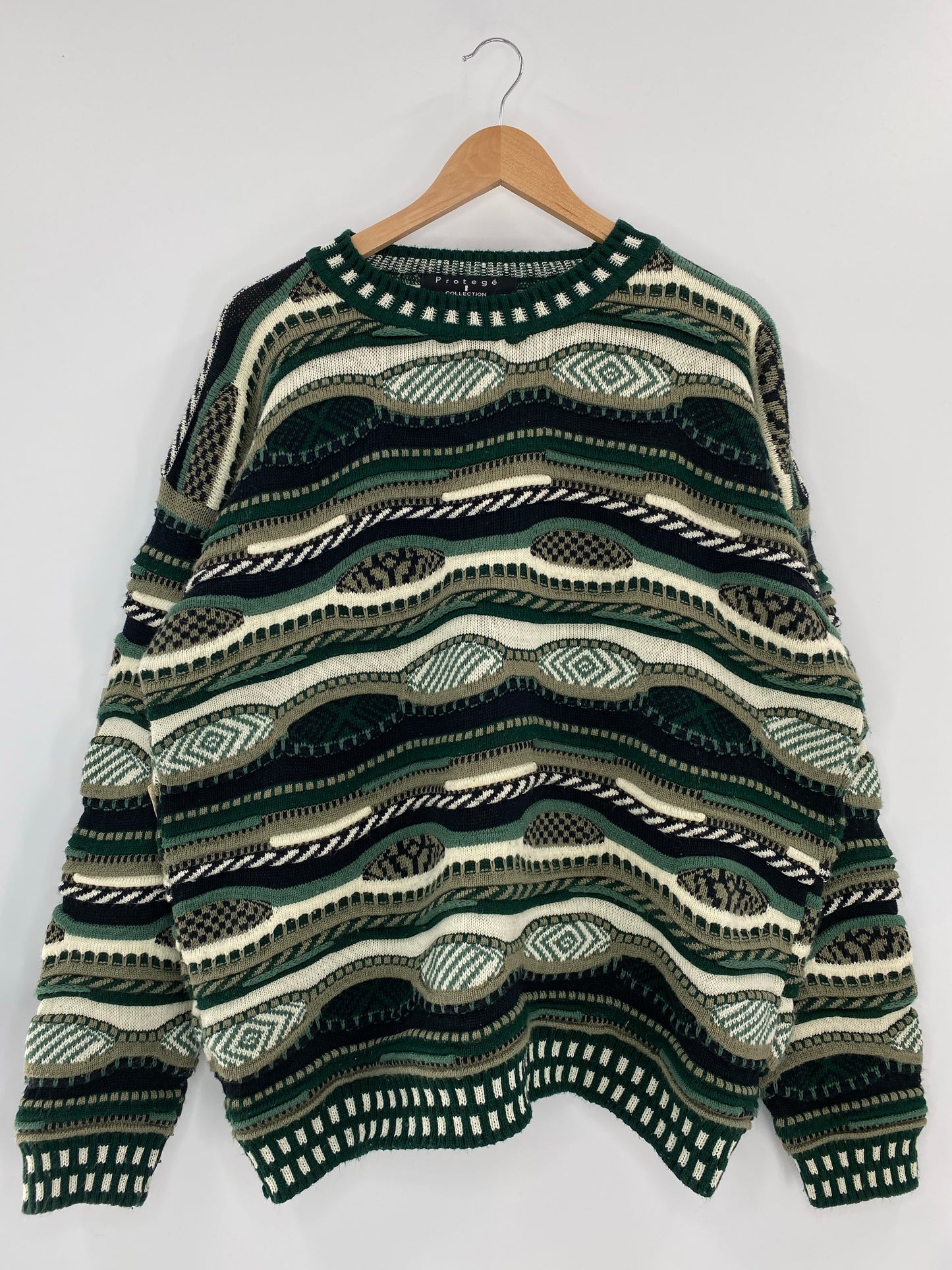 Vintage 3D COOGI- Style Made in USA Size XL Knit Sweater / K4211