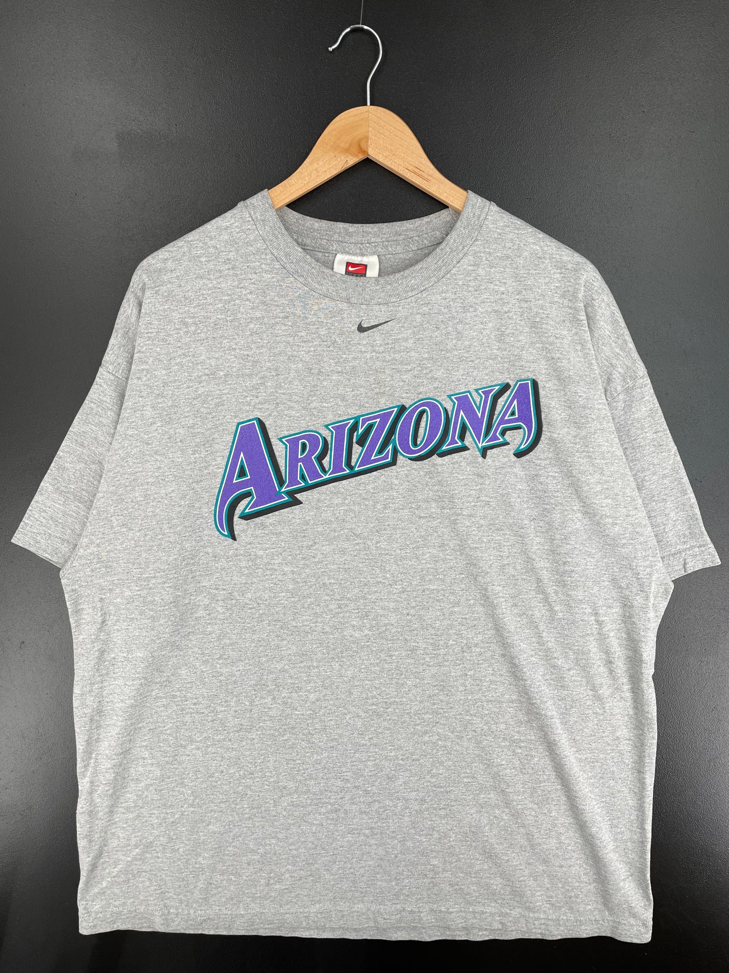 00' NIKE ARIZONA BASEBALL Size XL Vintage College T-Shirts / A1734