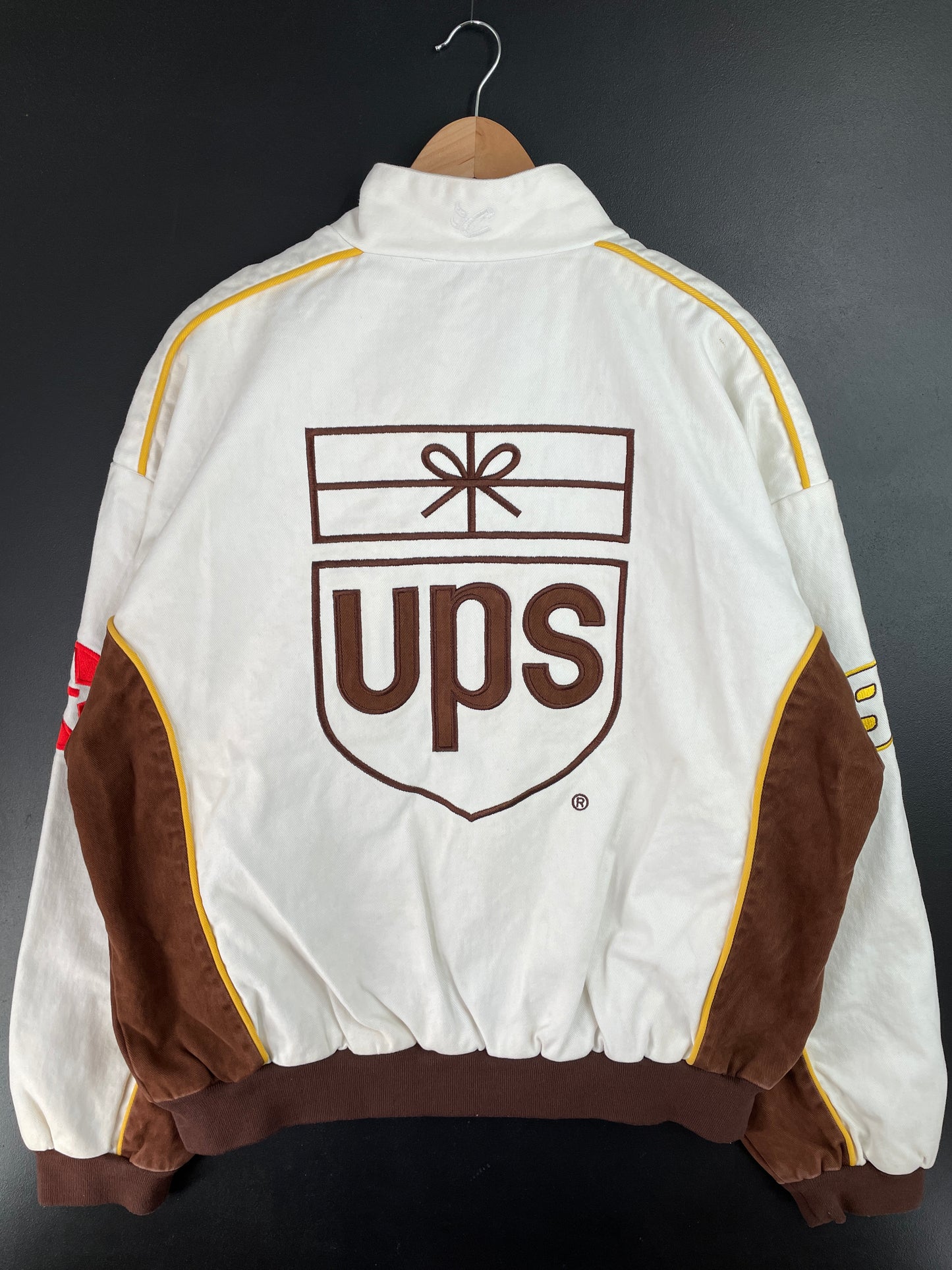 Vintage NASCAR x UPS Size XL Racing Jacket / E612