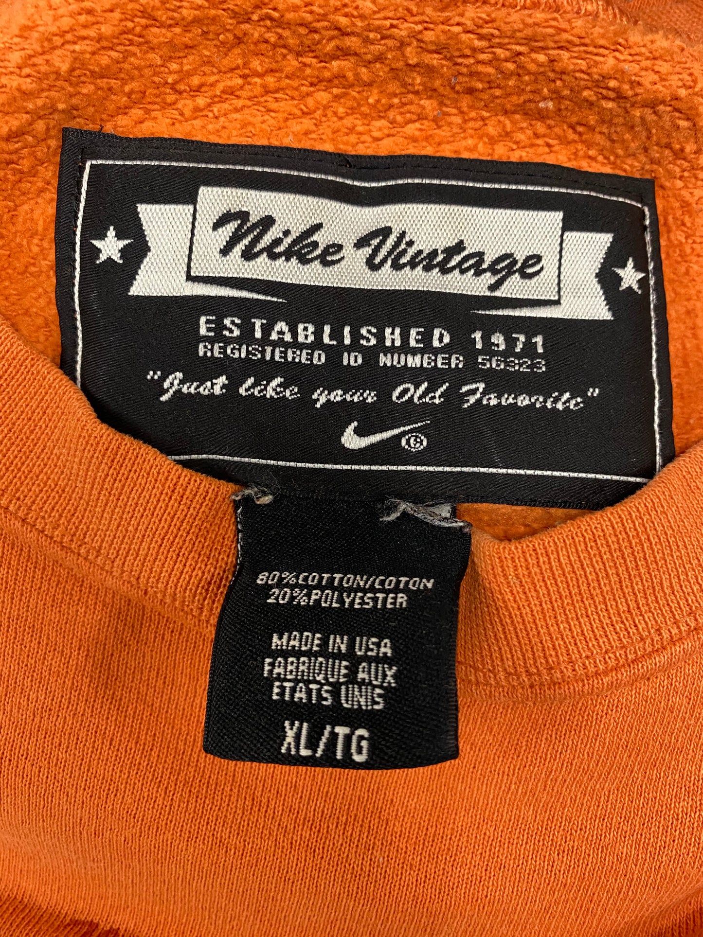 90’s Nike Size XL Made in USA Faded Vintage Sweat-Shirt / 6056