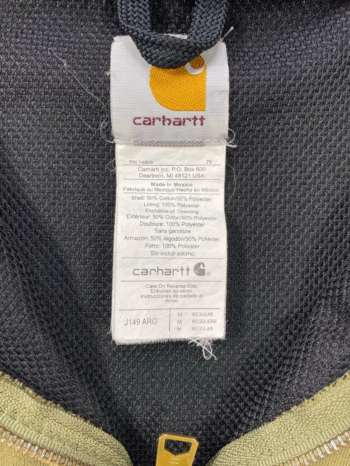 Vintage Carhartt Made in Mexico Size M Faded Vintage Zip-up Heavy Sweat-Shirt  / 6014