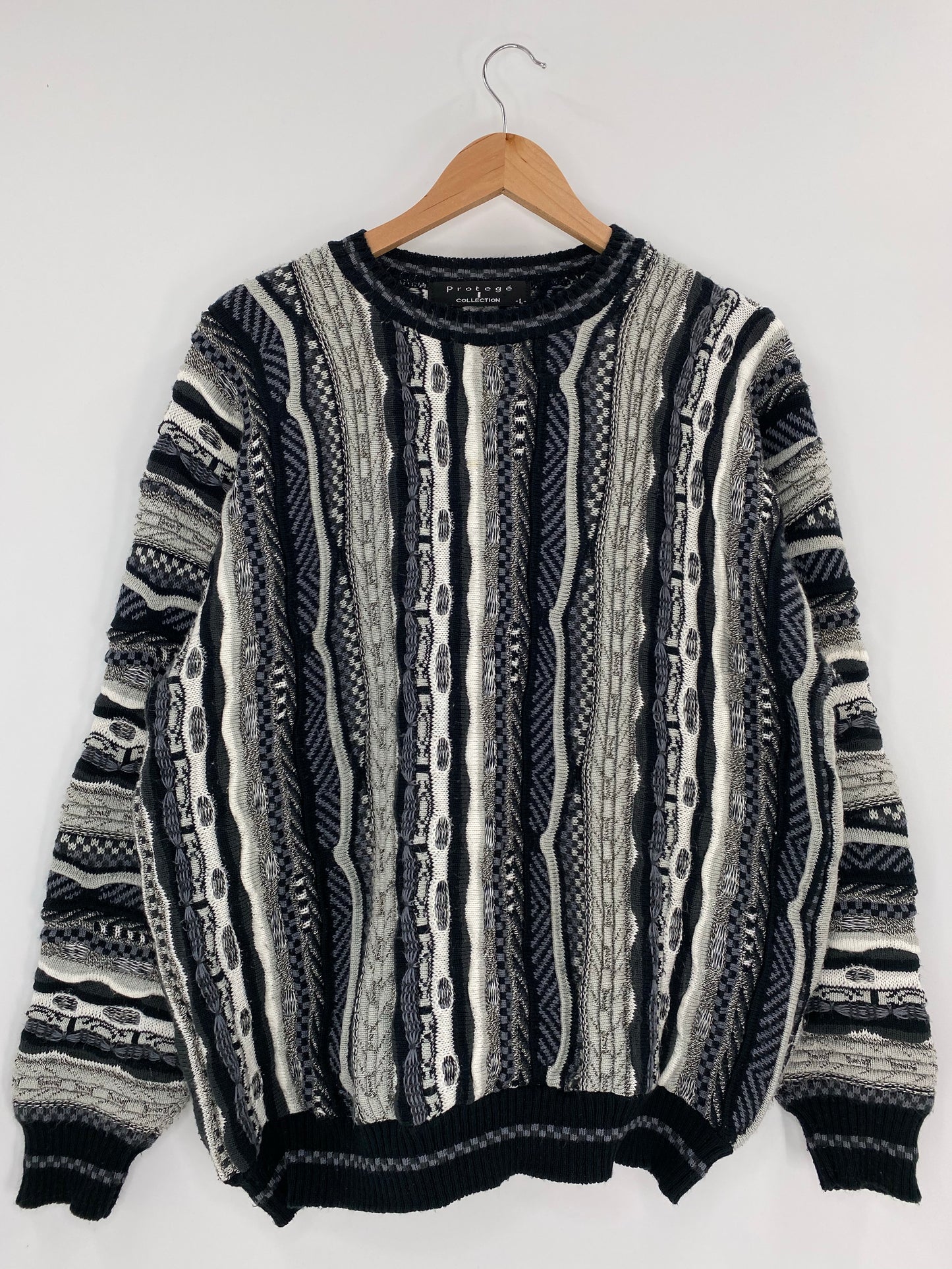 Vintage 3D COOGI- Style Made in USA Size L Knit Sweater / K4742