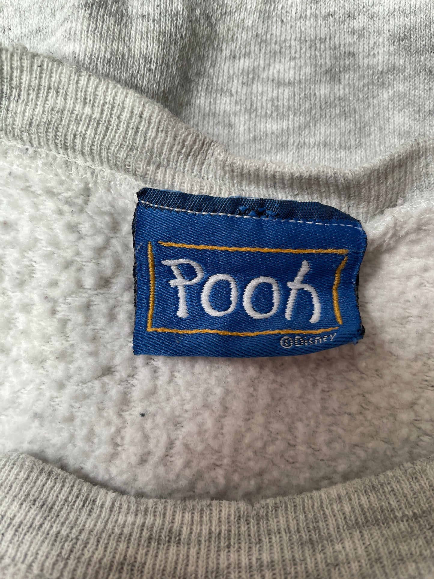 00’ DISNEY POOH Made in USA Size XL Vintage Sweat-shirt / A3885