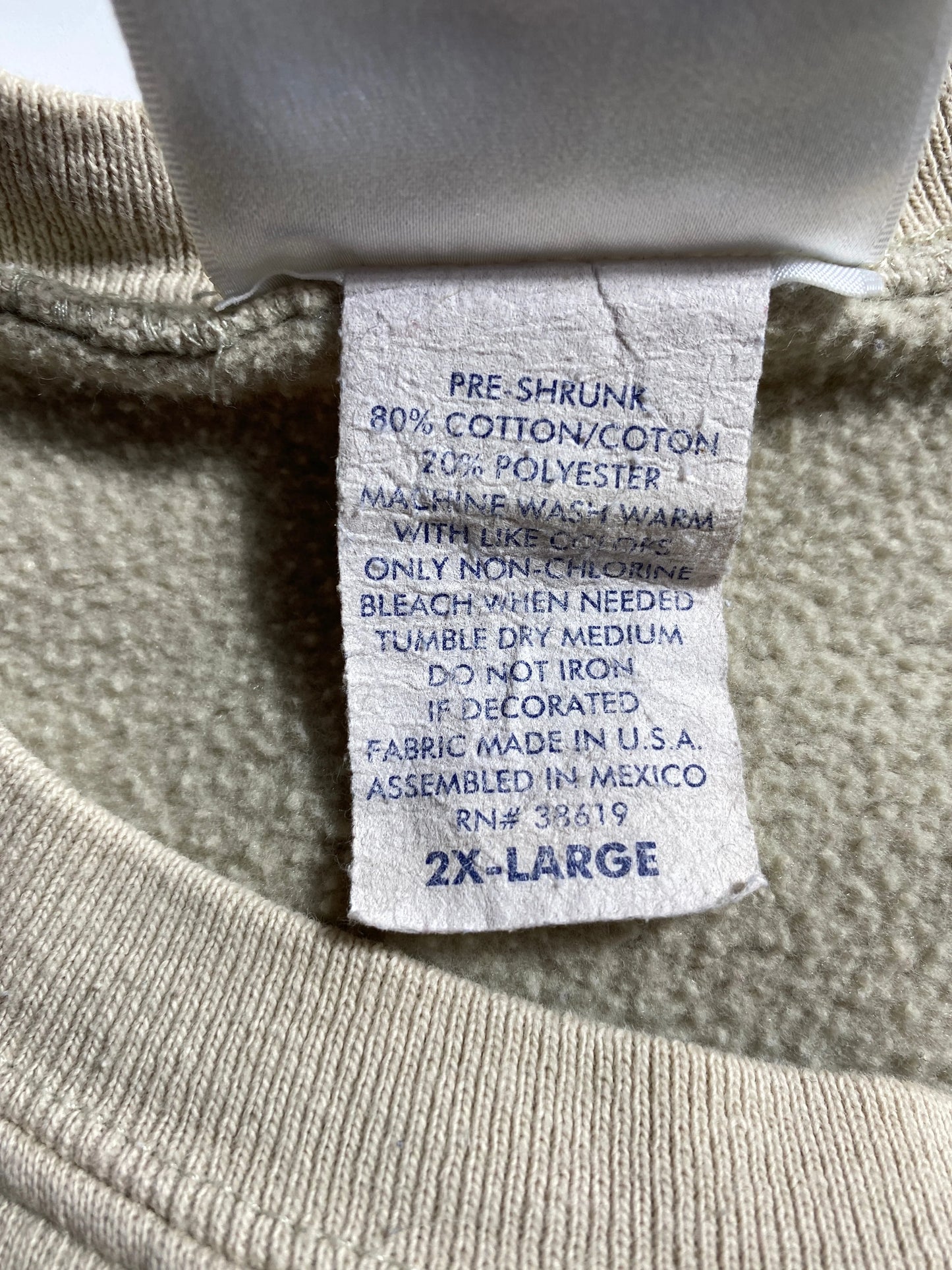 00’ UNIVERSAL STUDIOS JURASSIC PARK Size XXL Sweat-Shirt / E2324S