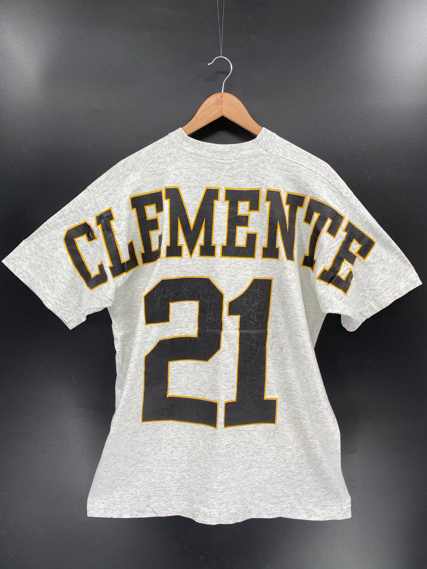 1994 PITTSBURGH CLEMENTE Made in USA Size XL Vintage NBA T- Shirt / K4184