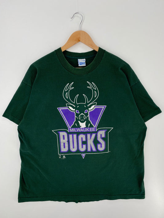 90’s SALEM x MILWAUKEE BUCKS Made in USA Size XL Vintage NBA T-shirt / E5531T