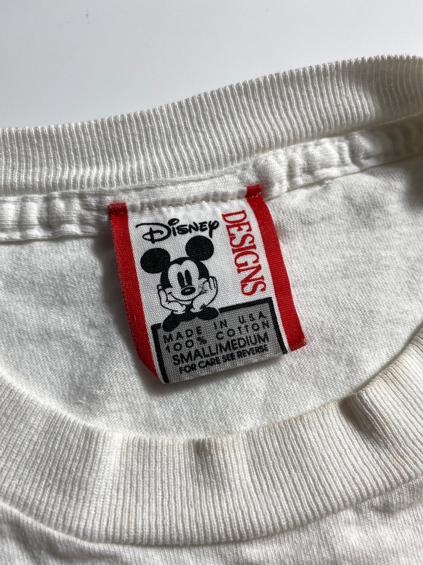 90’s WALT DISNEY STUDIOS Made in USA Size S/M Vintage T-Shirt / K2361