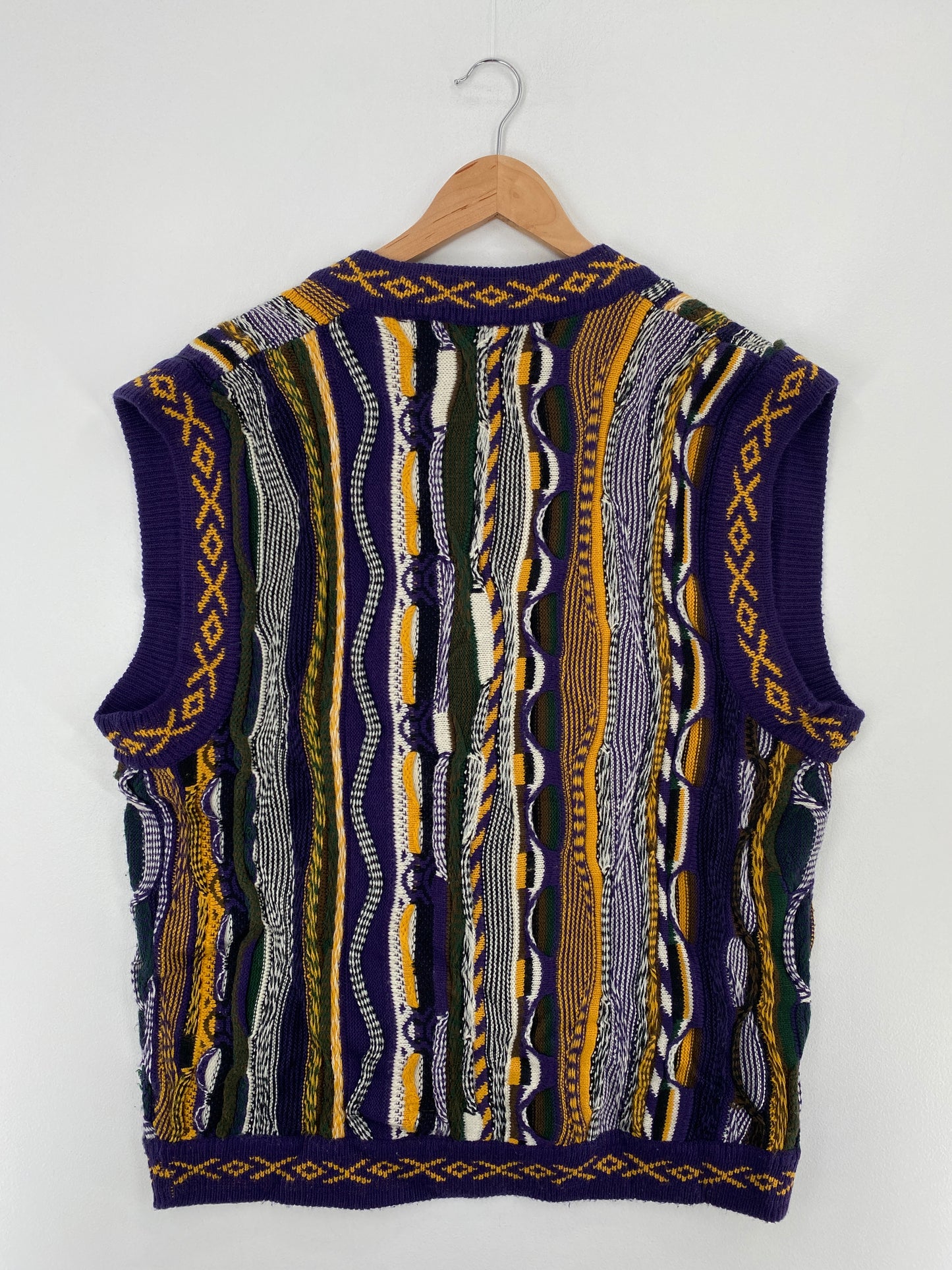 Vintage 3D COOGI- Style Size XL Button Down Knit Sweater Vest / A9876