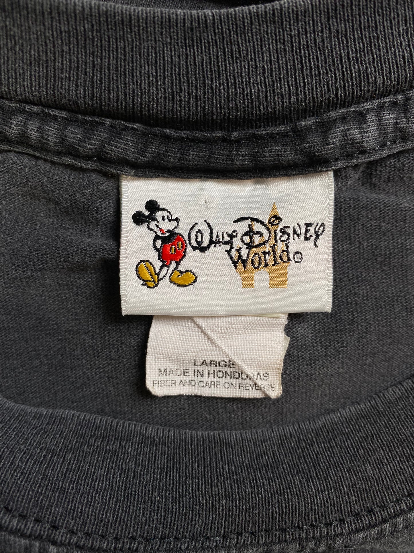 00' WALT DISNEY WORLD Size L Vintage T-Shirt / A2580