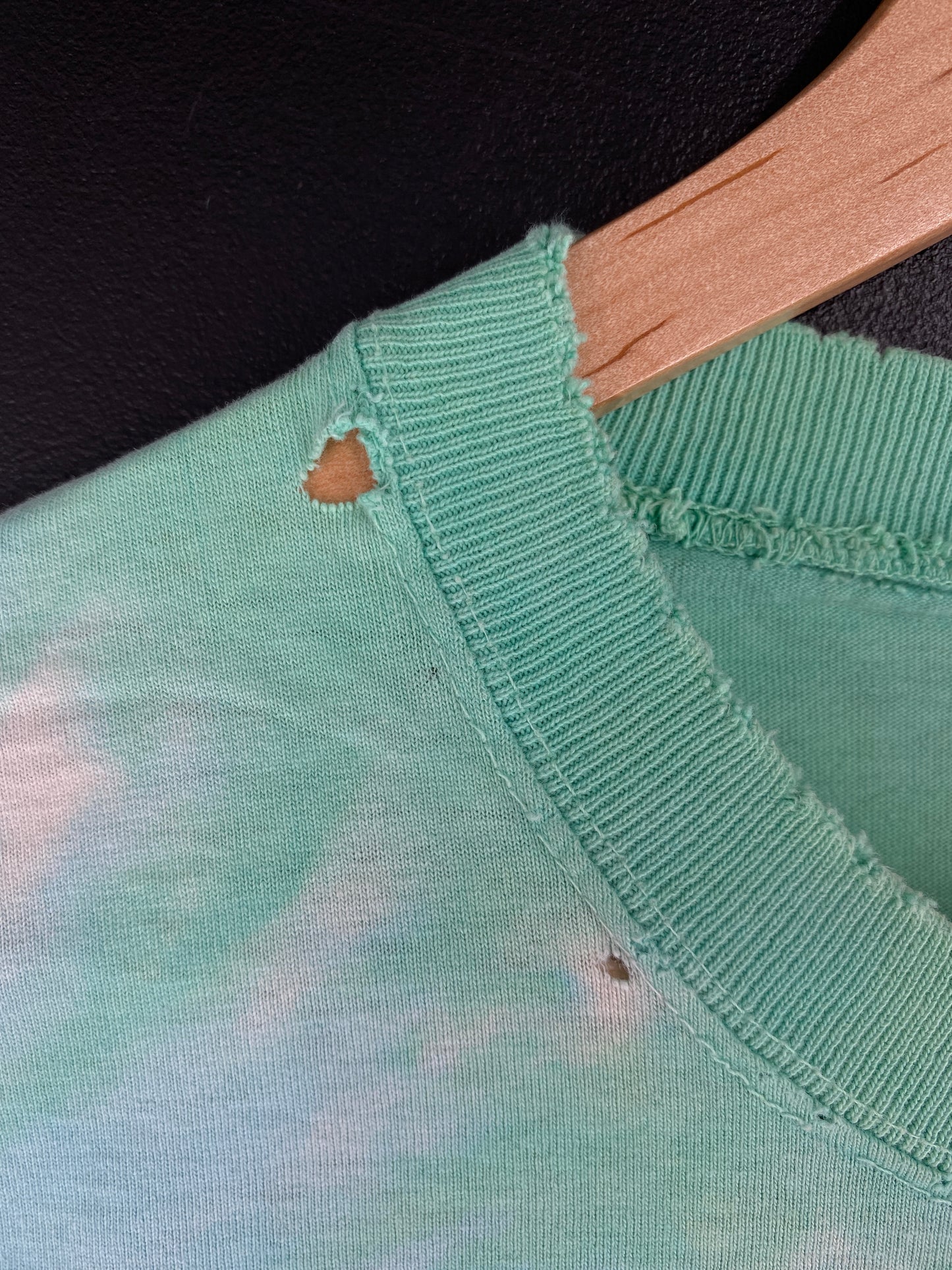 1990 LIQUID BLUE x GRATEFUL DEAD Made in USA Size XL Vintage Music T-Shirts / A5739